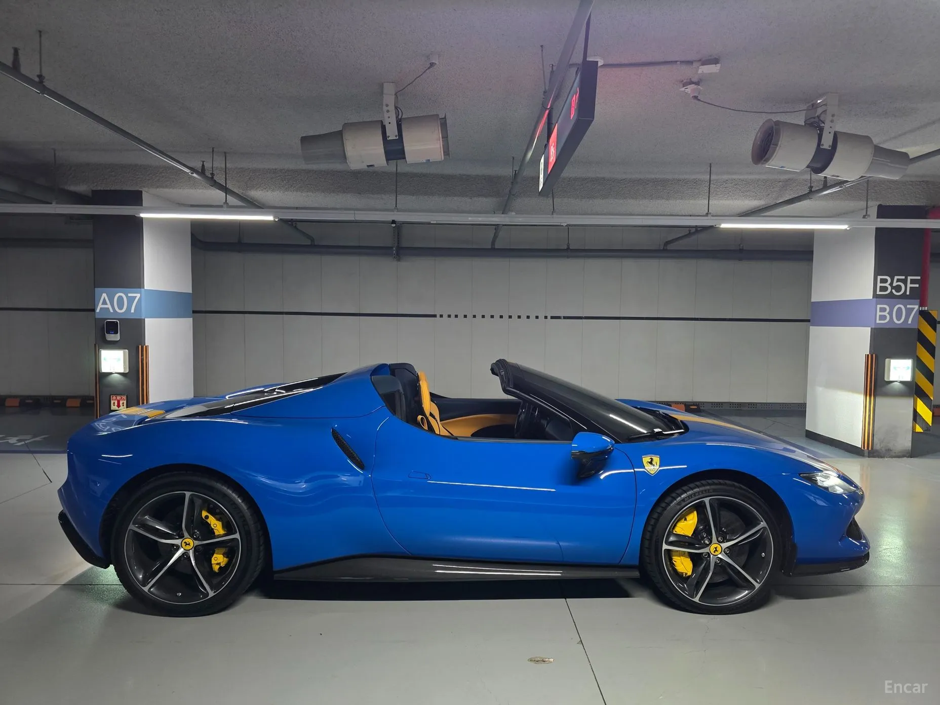 Ferrari 296 GTS превью 8