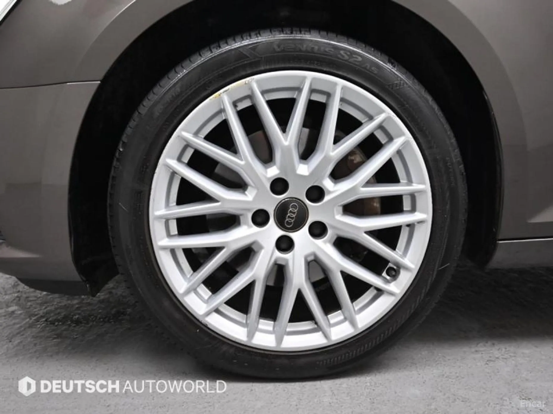 Audi A4 (B9) превью 20
