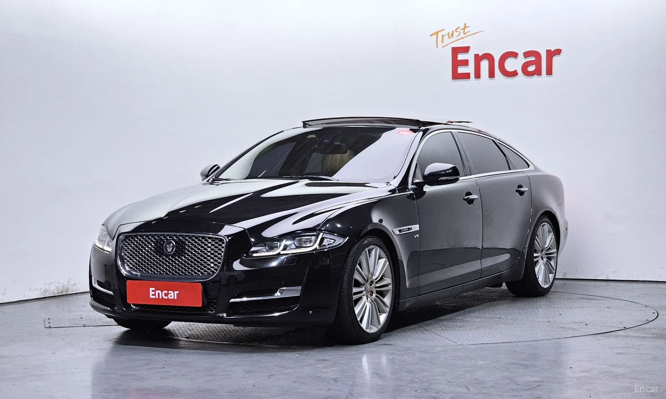 Jaguar All New XJ
