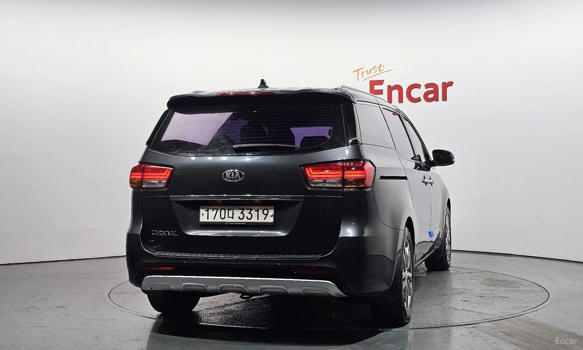 Kia Carnival превью 4