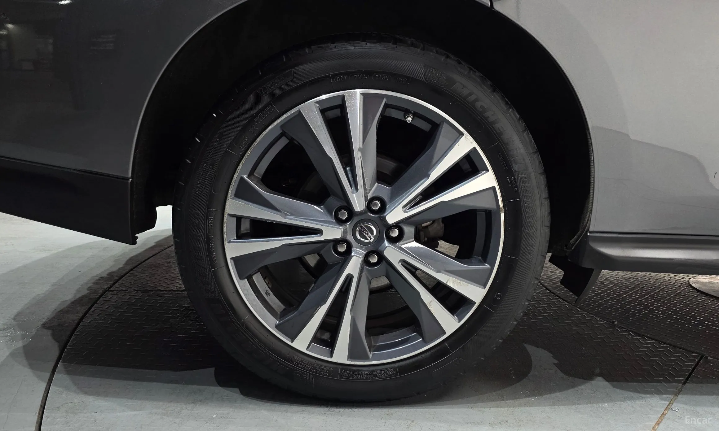 Nissan Pathfinder Gen 4 превью 5