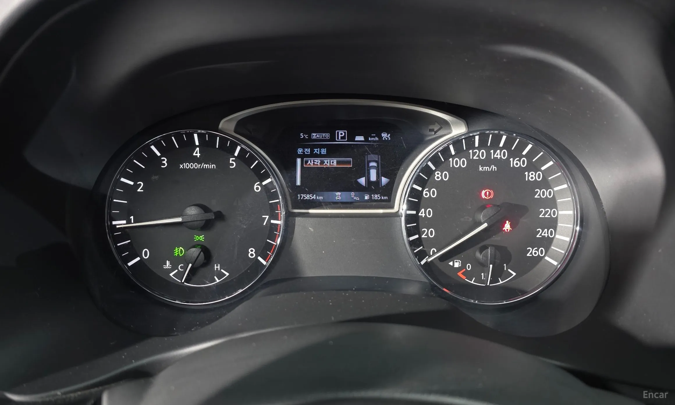 Nissan Pathfinder Gen 4 превью 8