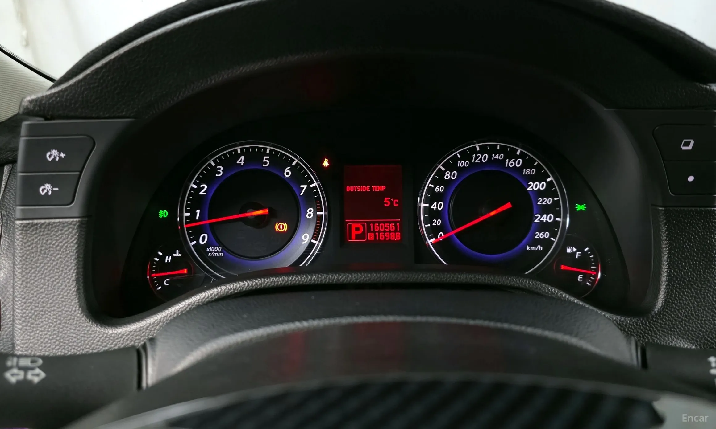Infiniti G37 превью 8