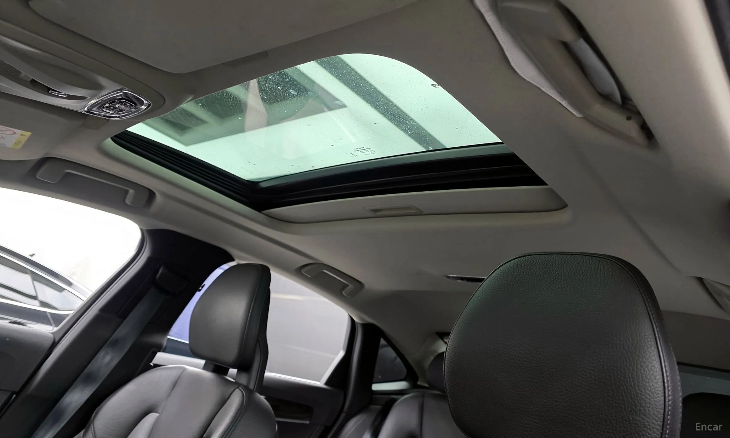 Volvo S90 превью 17