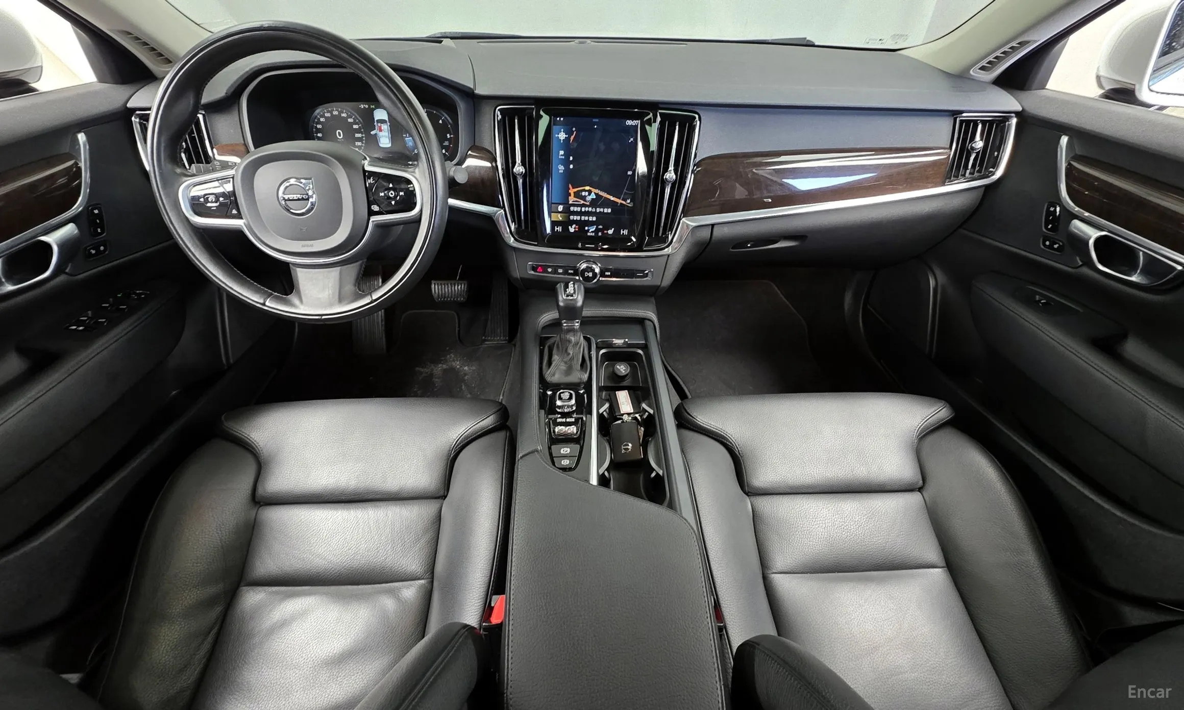 Volvo S90 превью 7