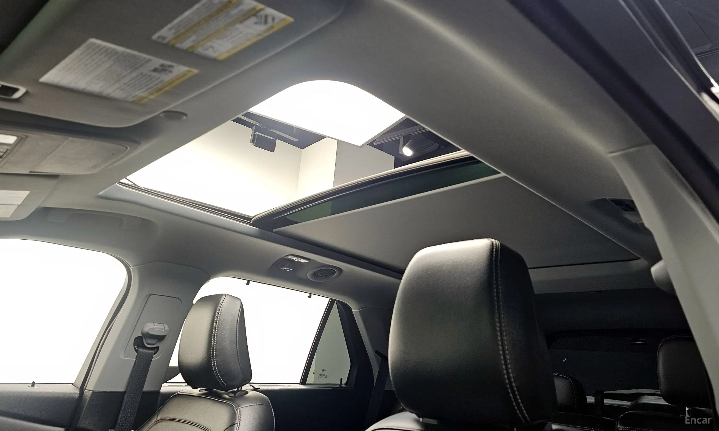 Ford Explorer 6th Generation превью 19