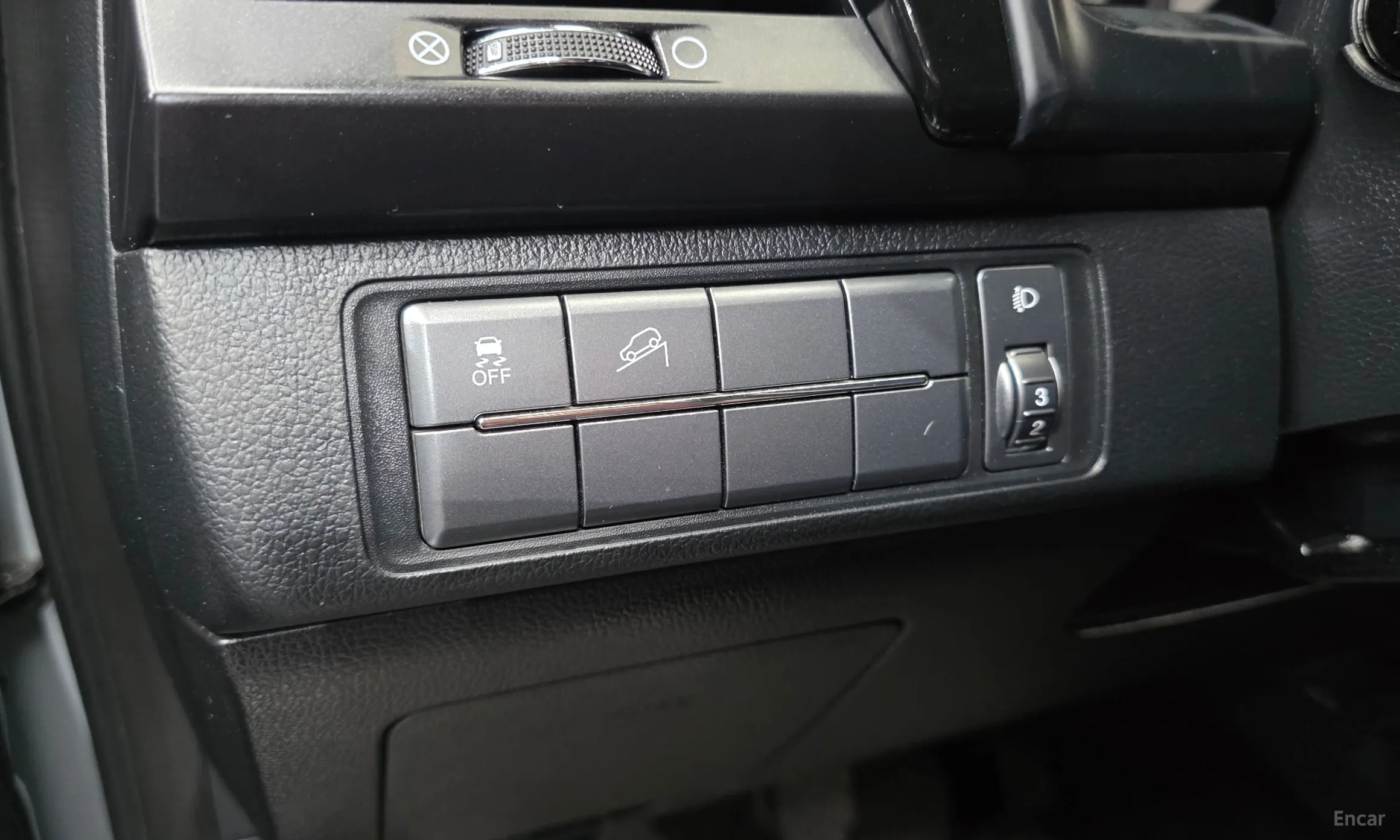 KG Mobility (SsangYong) Rexton Sports превью 17