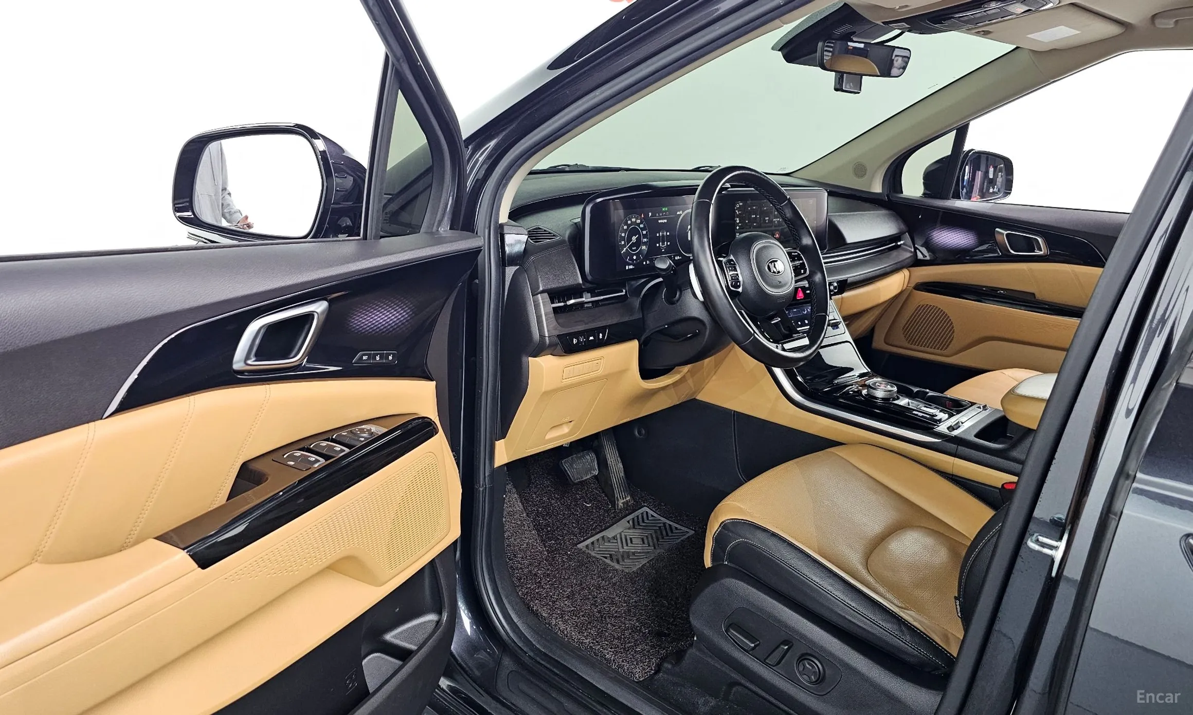 Kia Carnival Gen 4 превью 12