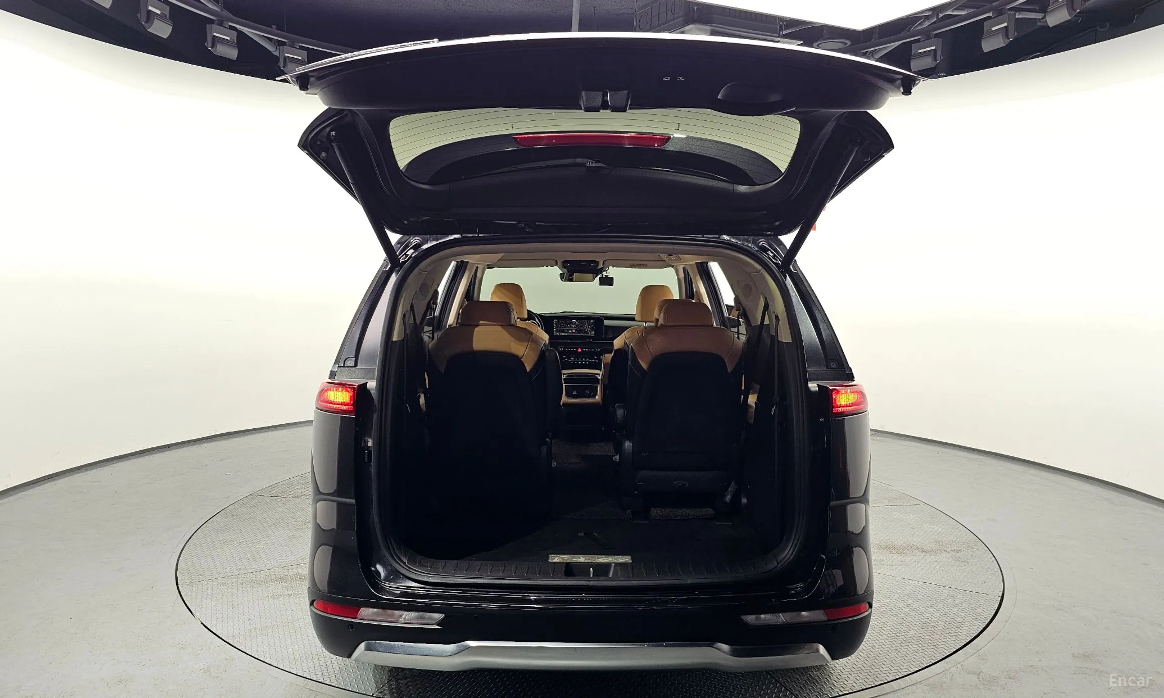 Kia Carnival Gen 4 превью 20
