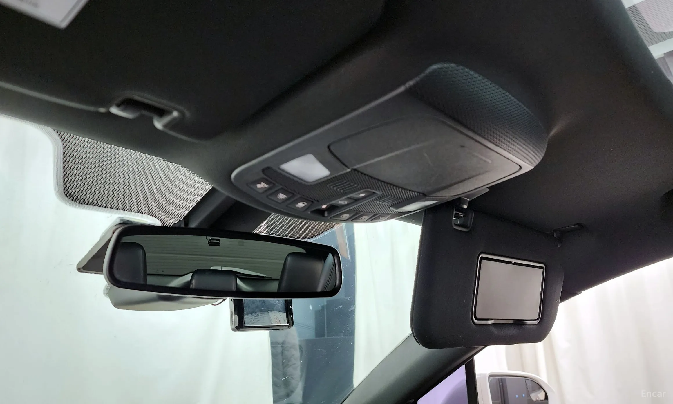 Lincoln MKC превью 17
