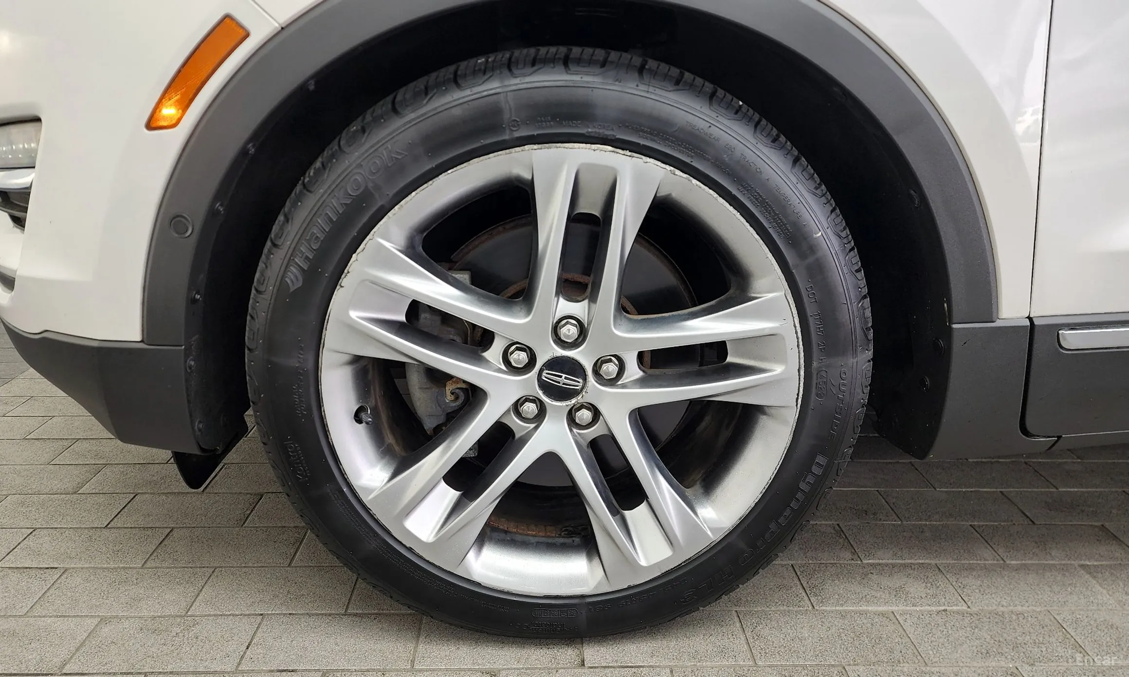 Lincoln MKC превью 5