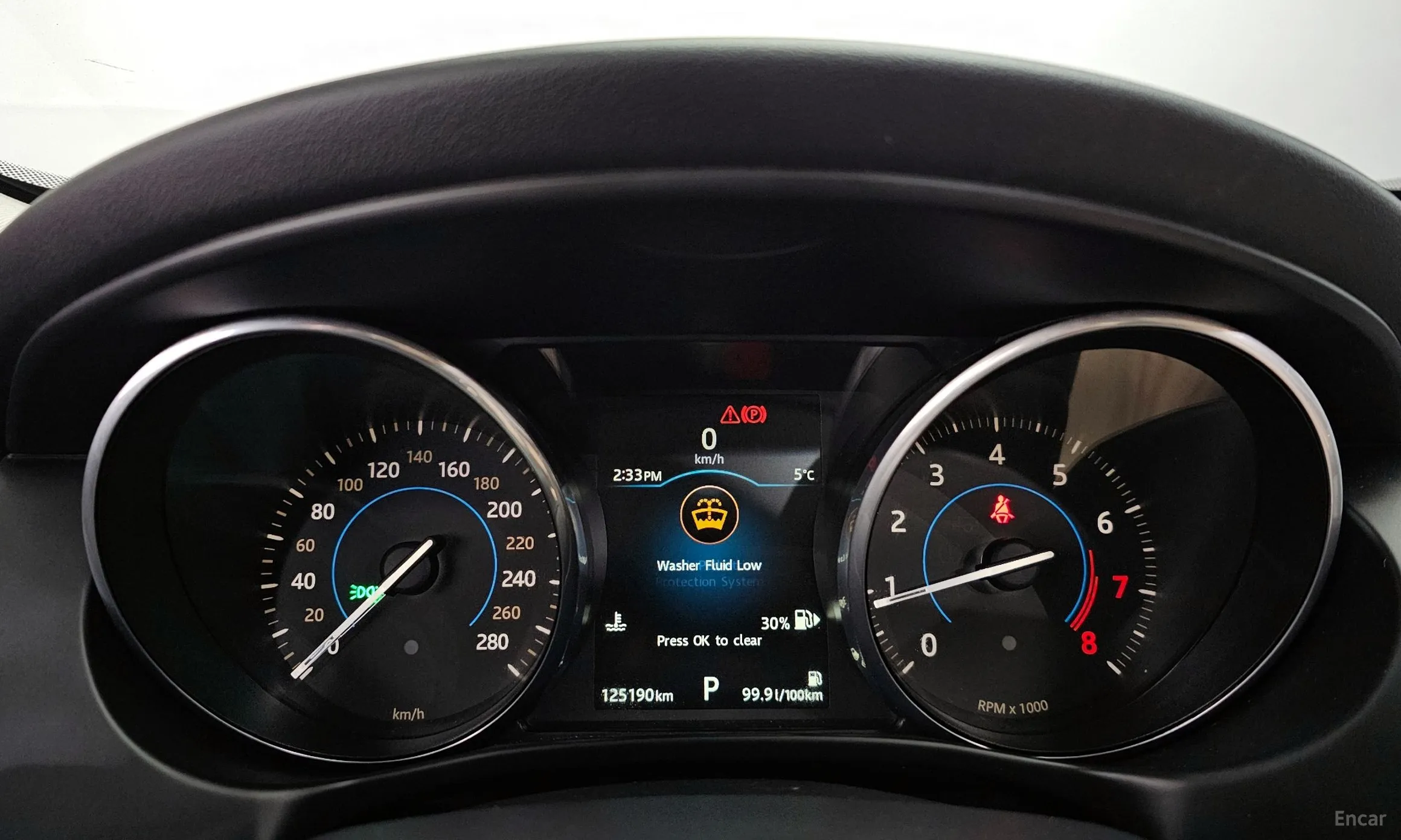Jaguar XE превью 8