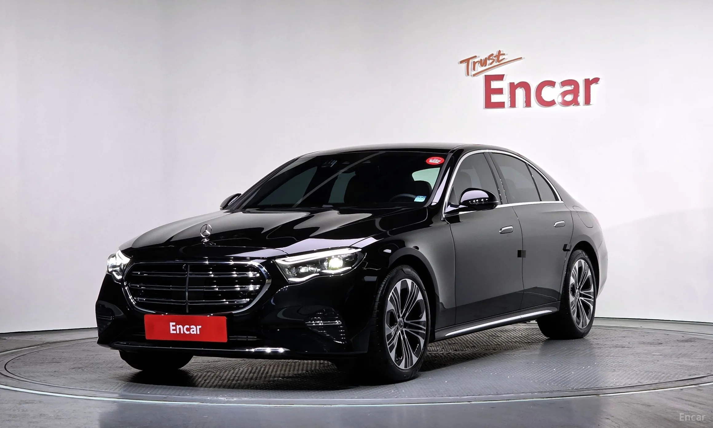 E-Class W214