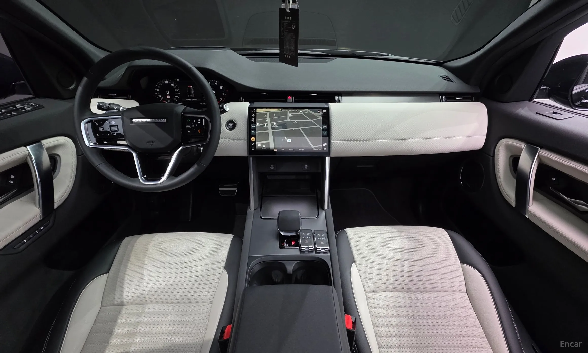 Land Rover Discovery Sports превью 7