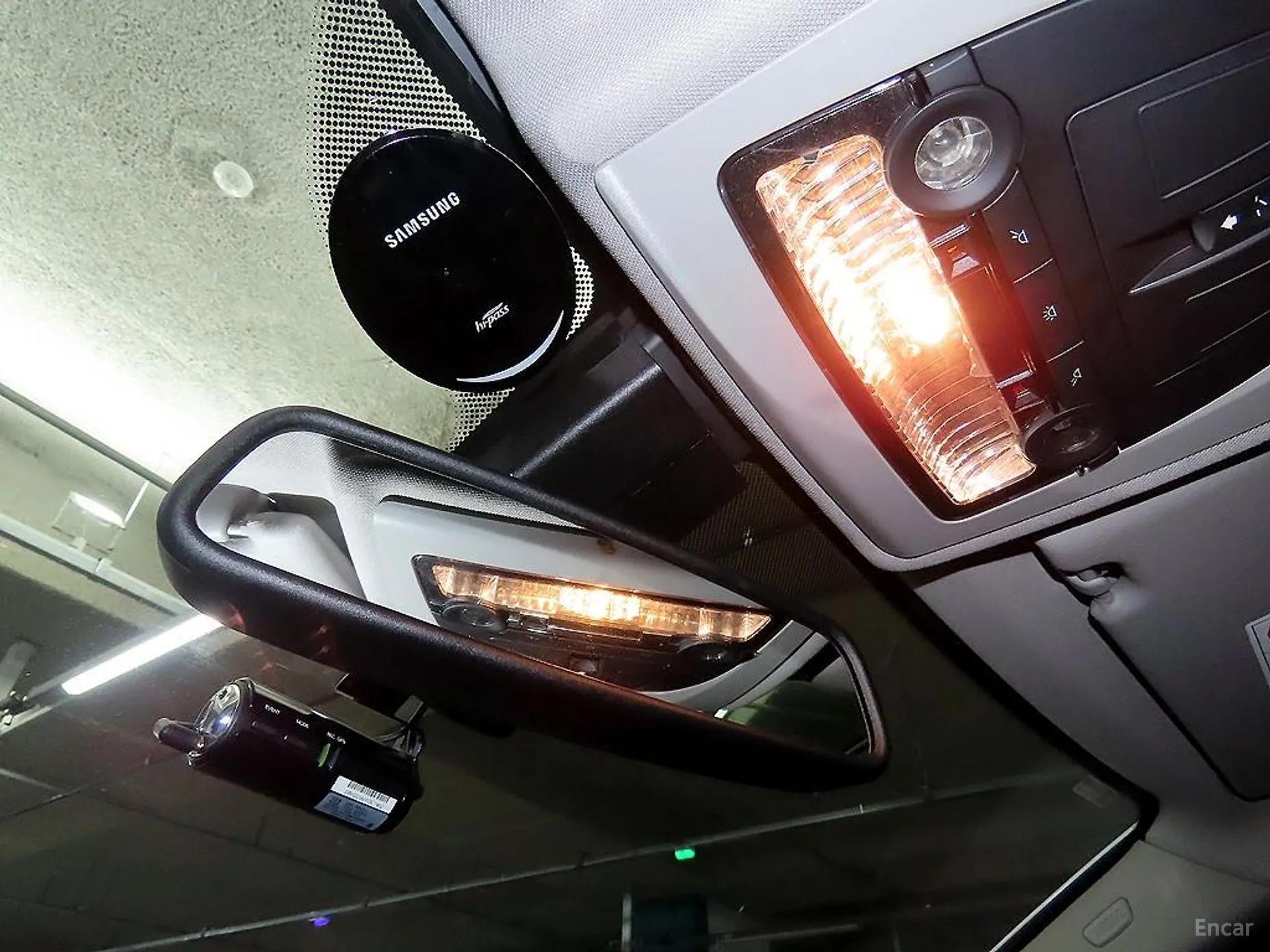 BMW 5 Series (F10) превью 16