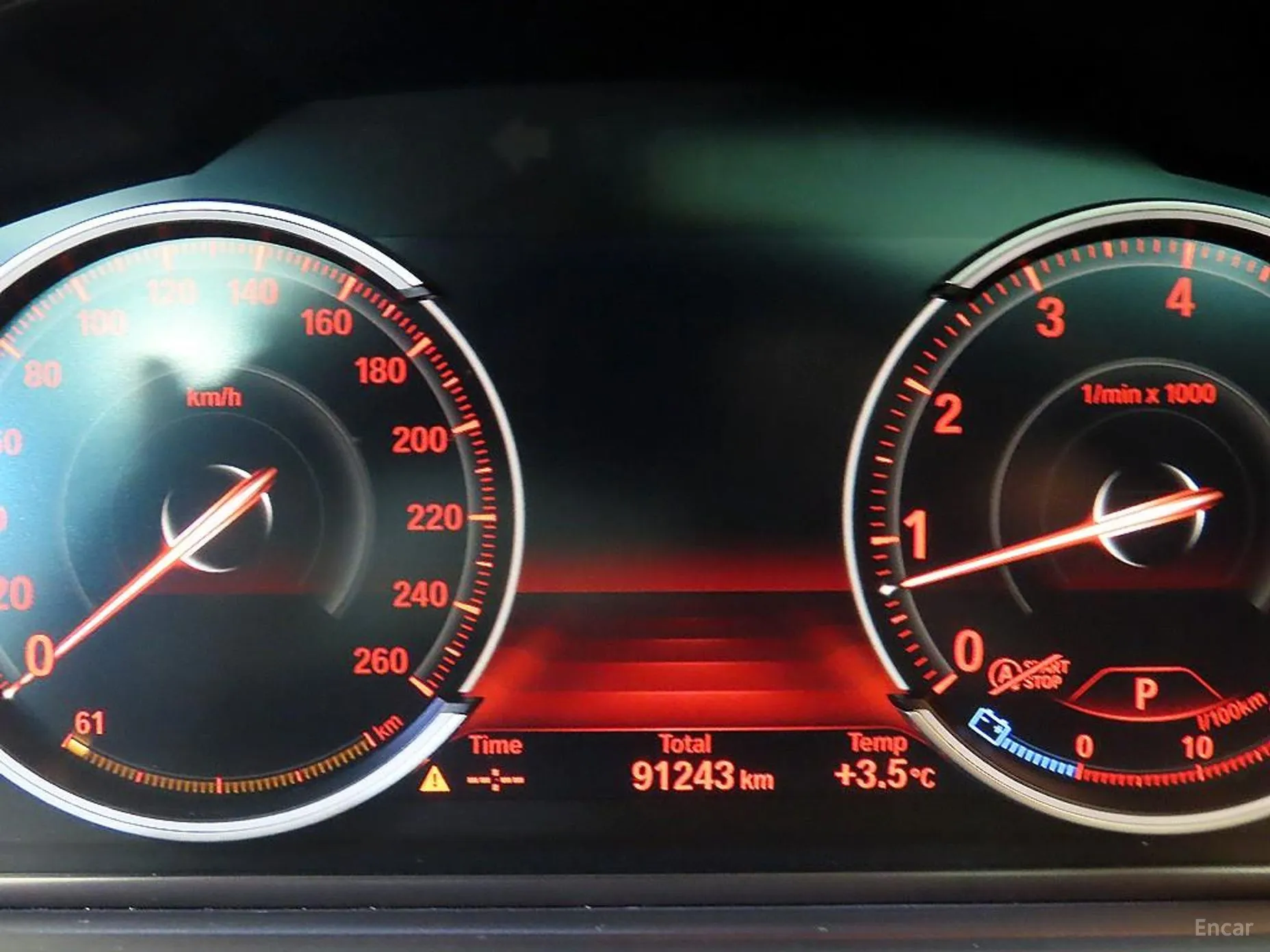 BMW 5 Series (F10) превью 9