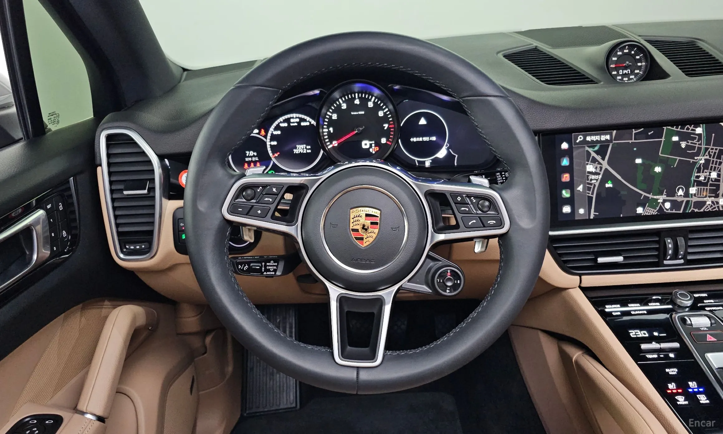 Porsche Cayenne (PO536) превью 13