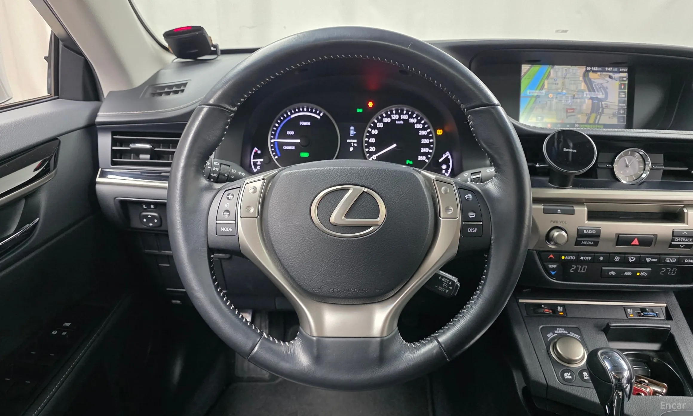Lexus New ES300h превью 13