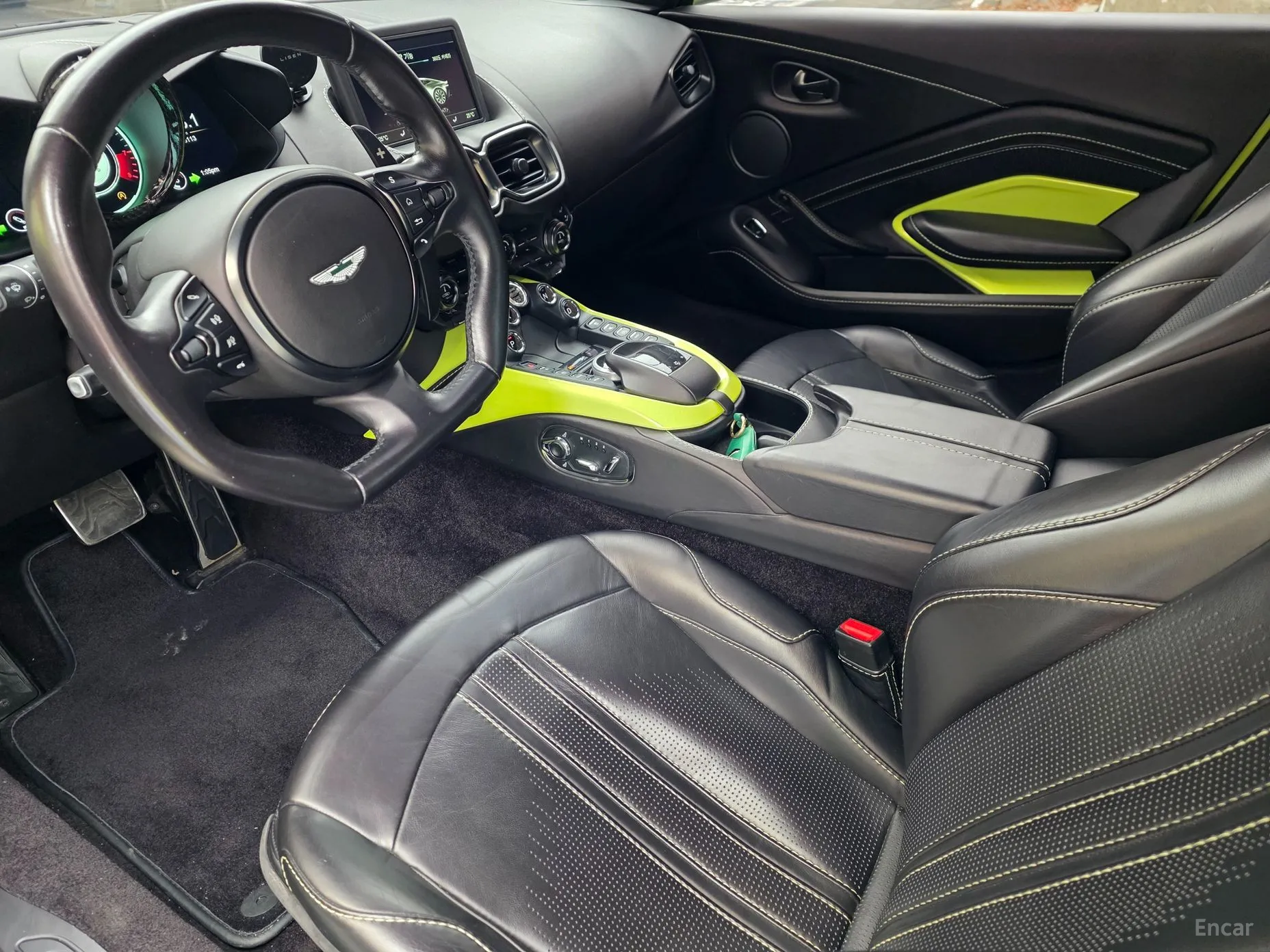 Aston Martin Vantage 2nd Generation превью 10