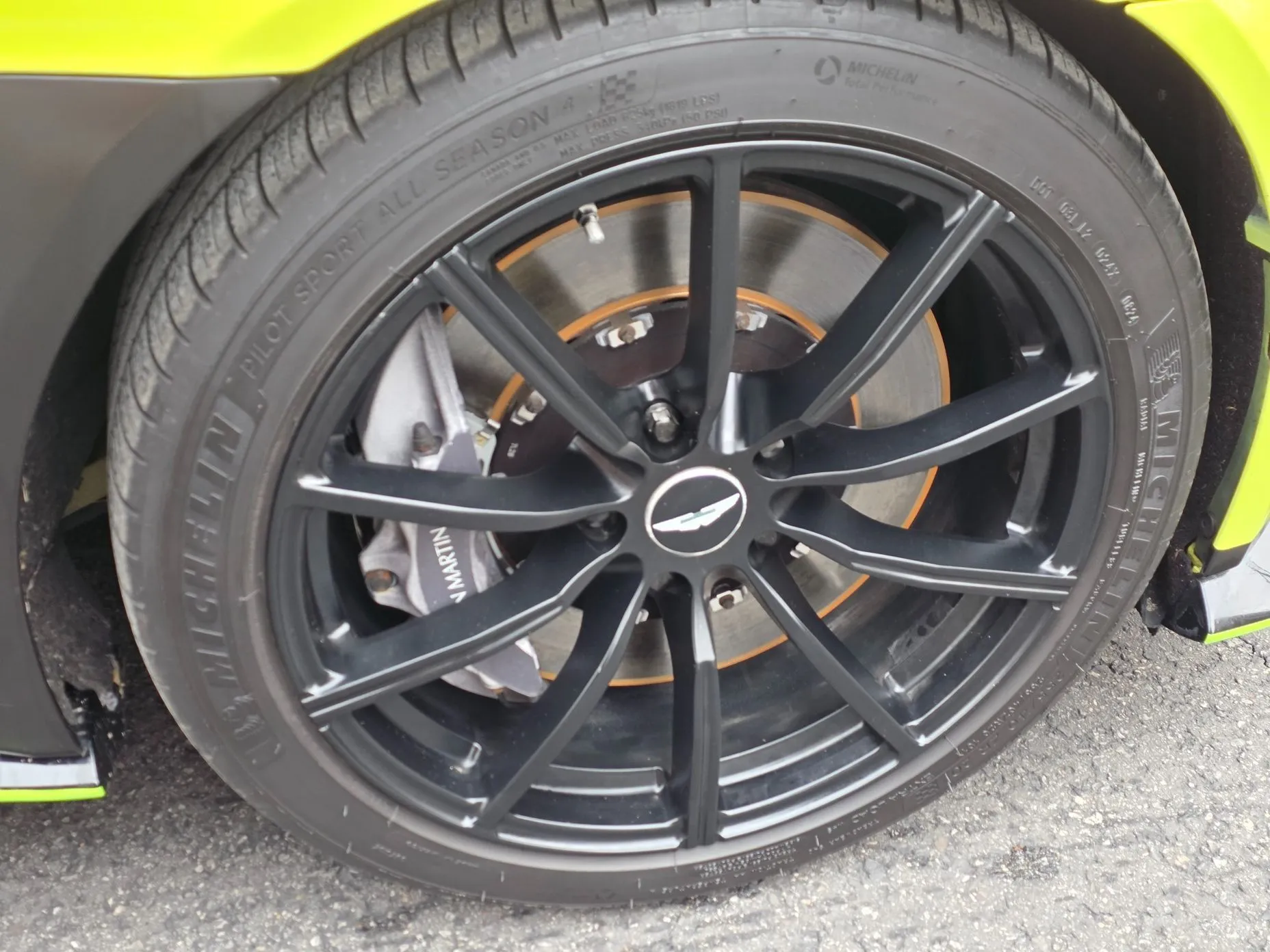 Aston Martin Vantage 2nd Generation превью 7