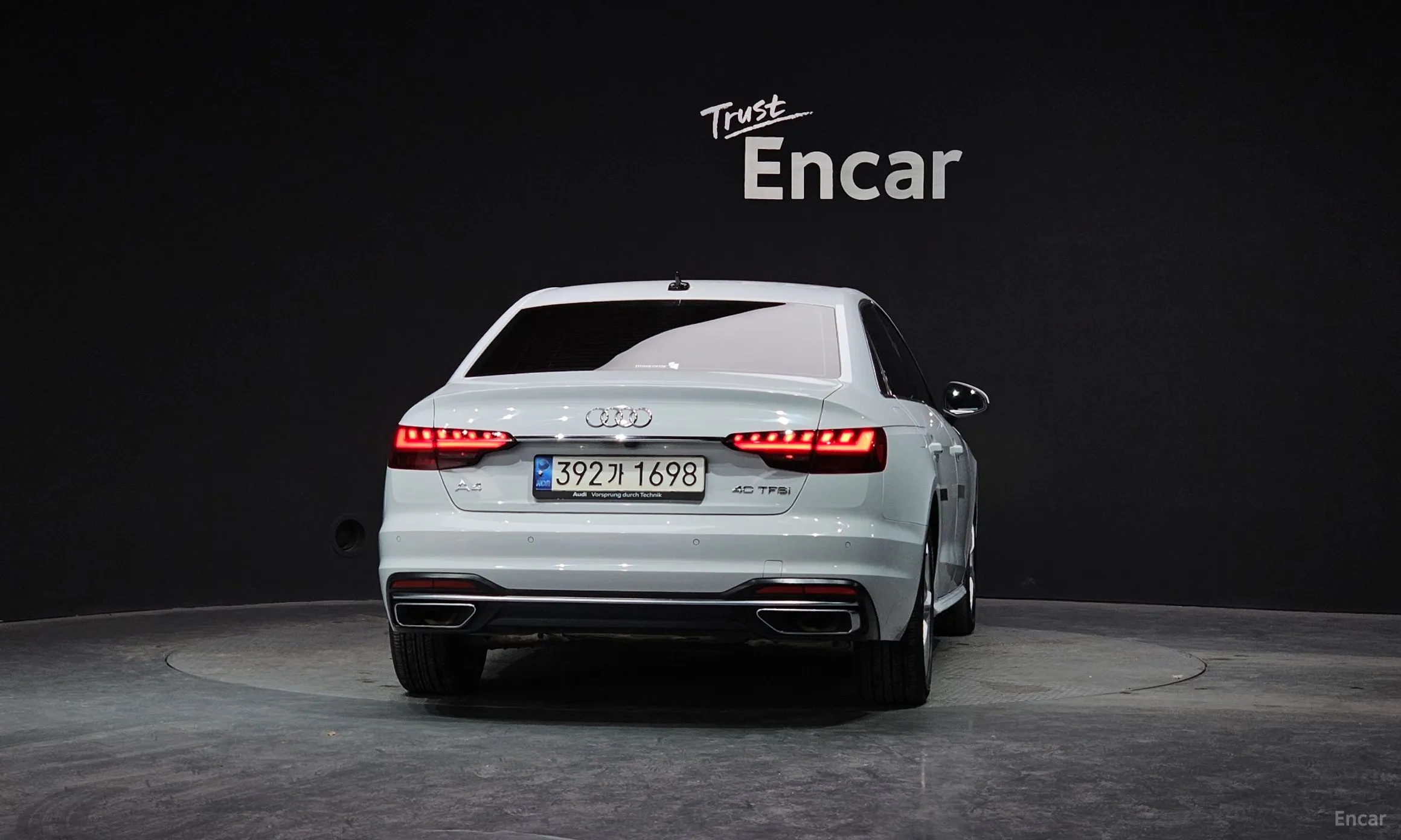 Audi A4 (B9) превью 4