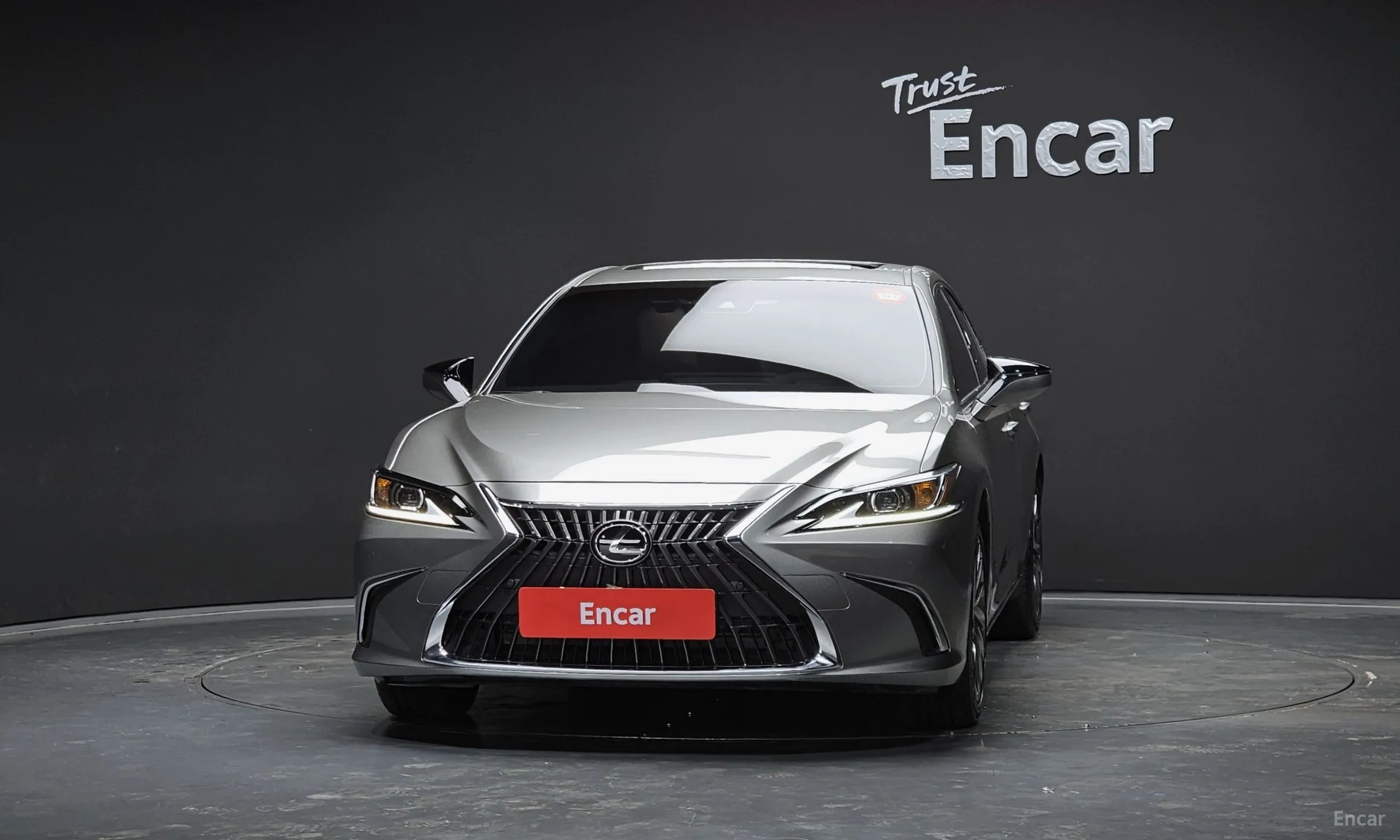 Lexus ES300h 7th Generation превью 3