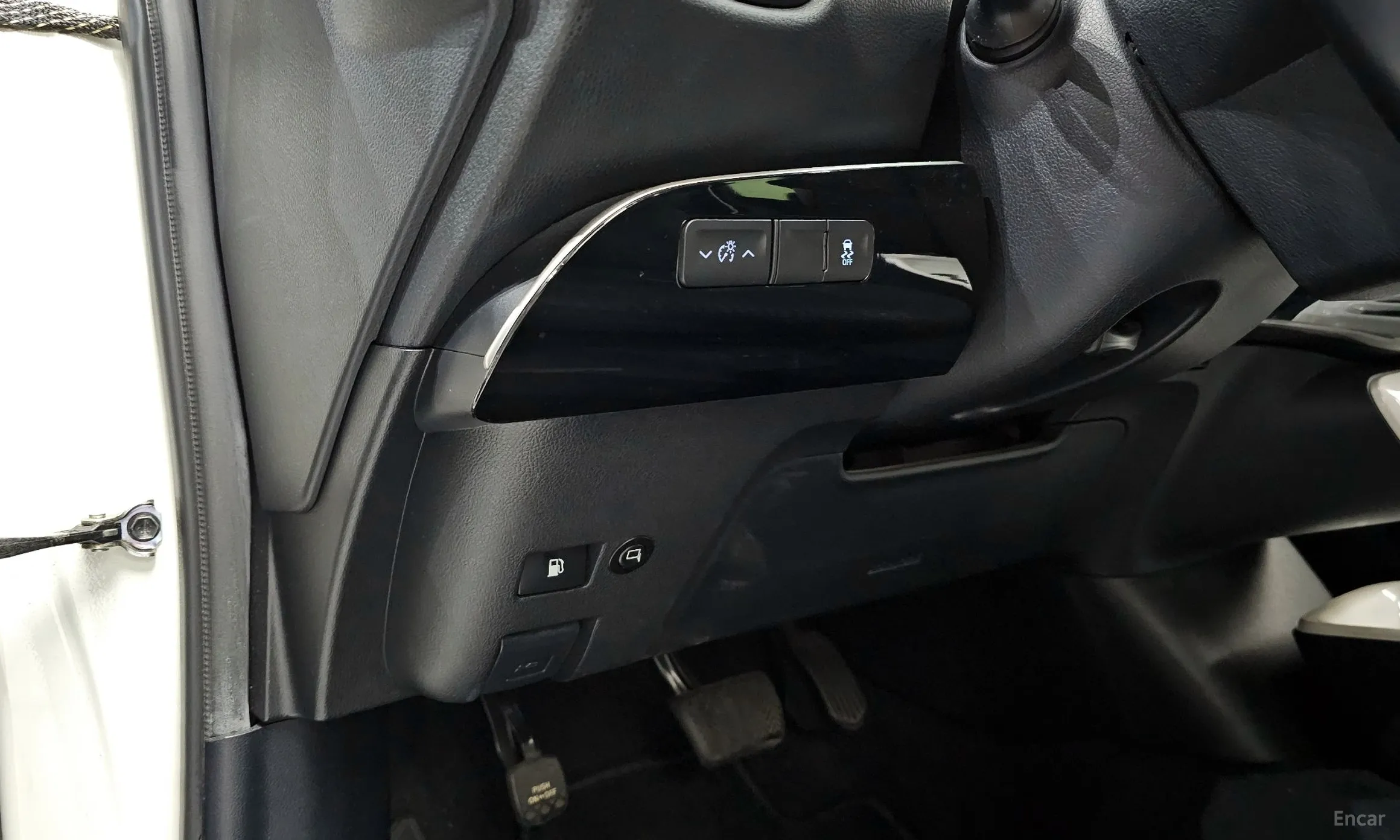 Toyota Prius 4th Generation превью 17