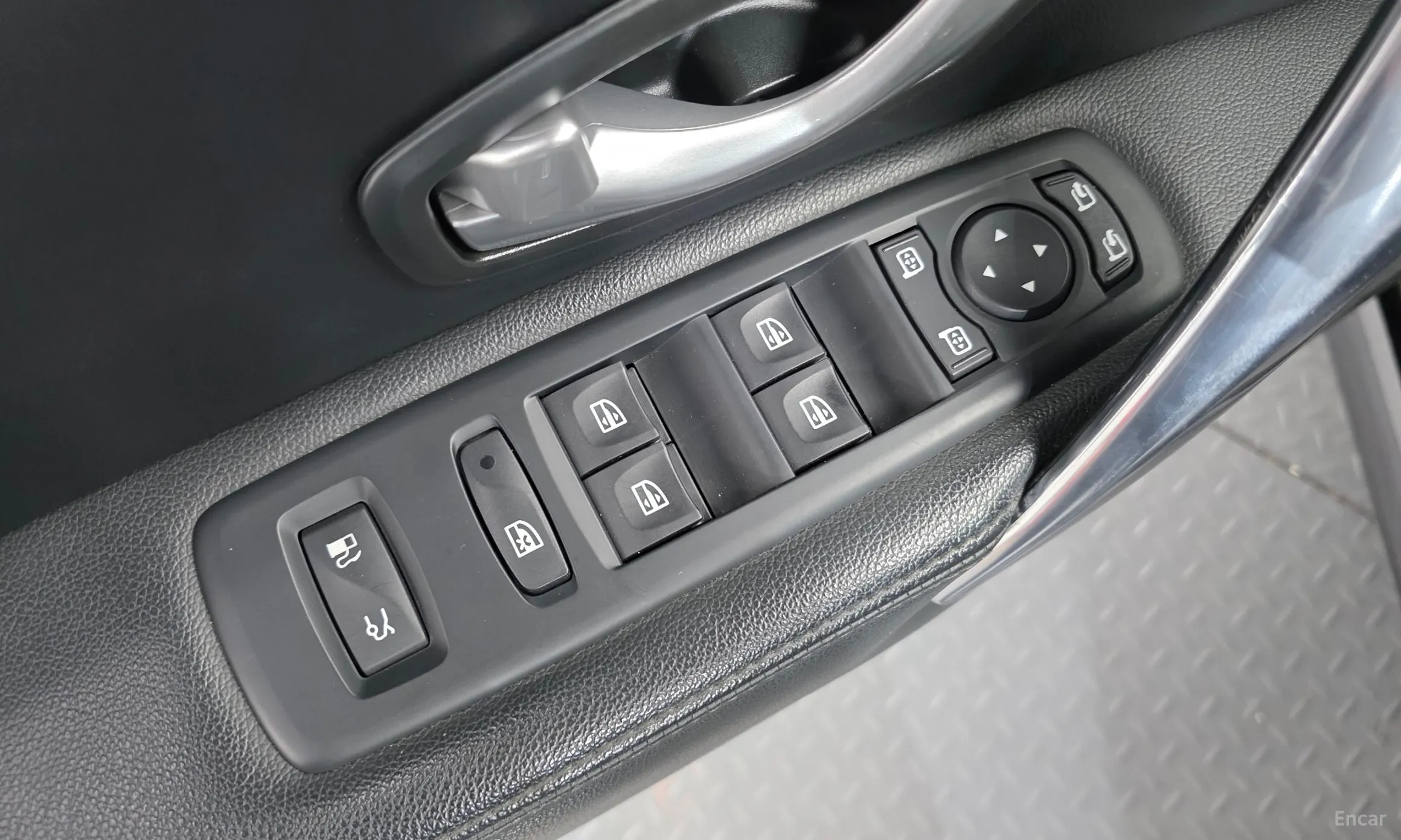Renault Korea (Samsung) SM7 превью 12