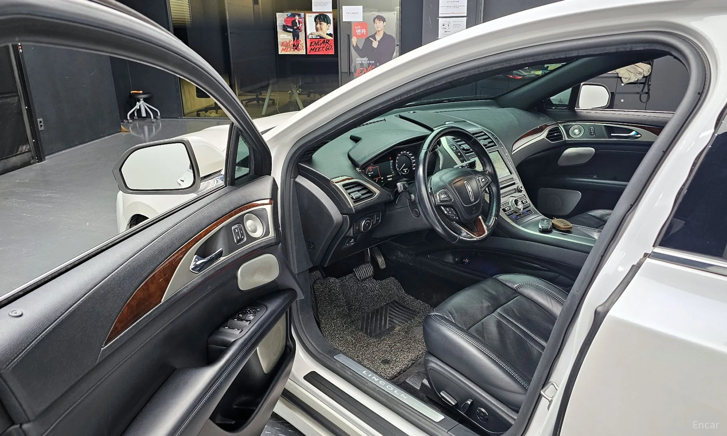 Lincoln New MKZ превью 10