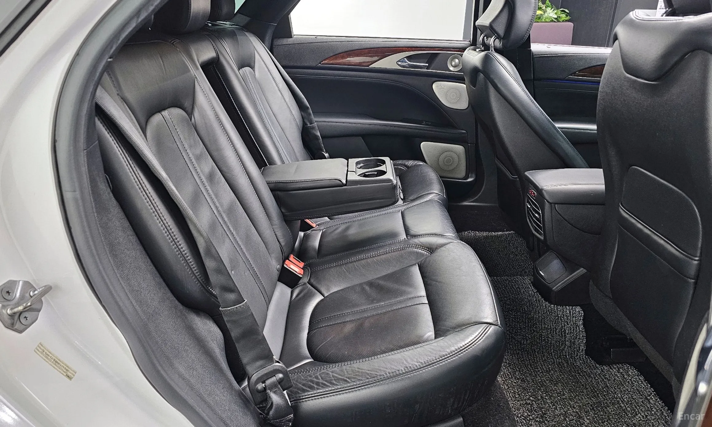 Lincoln New MKZ превью 12