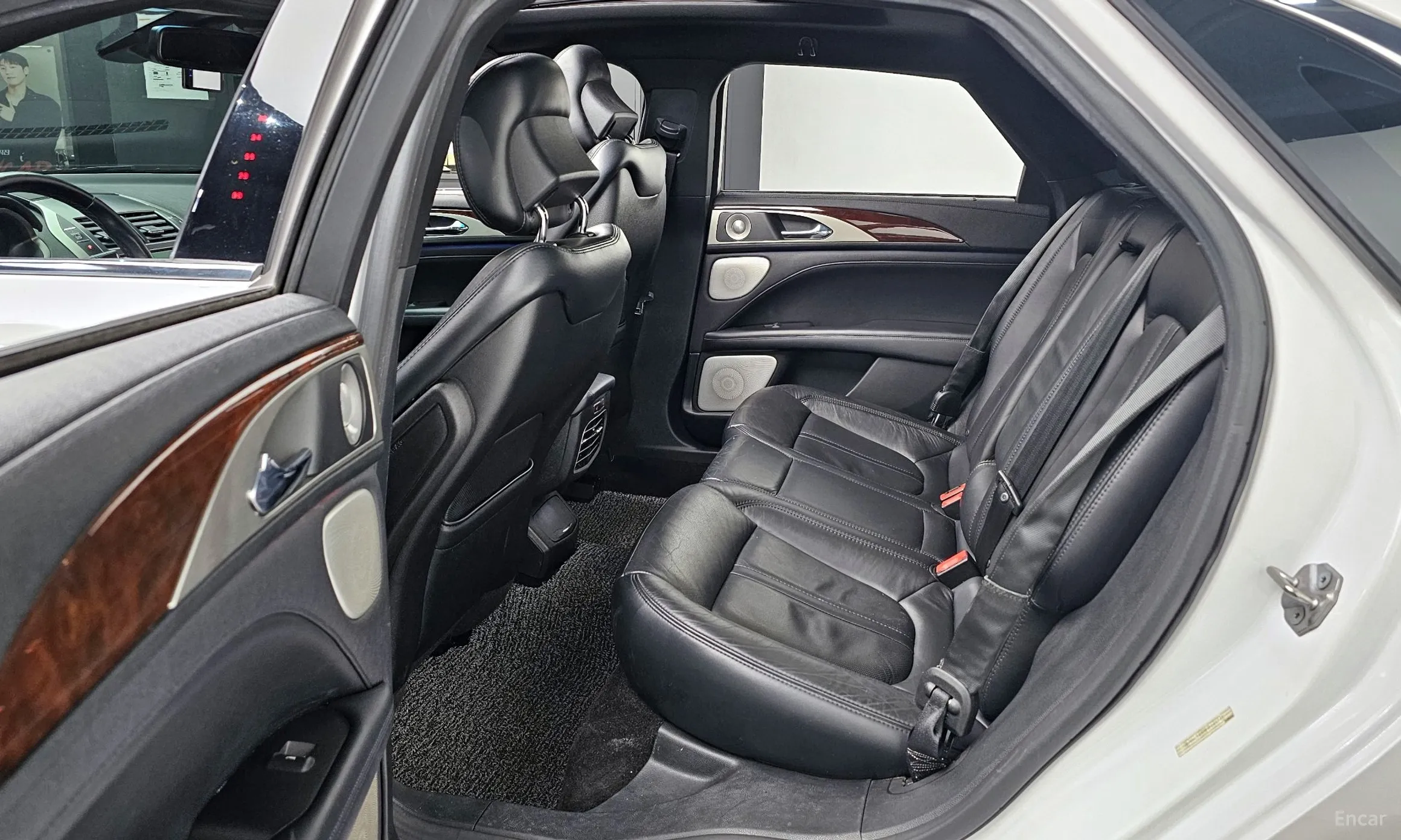 Lincoln New MKZ превью 13