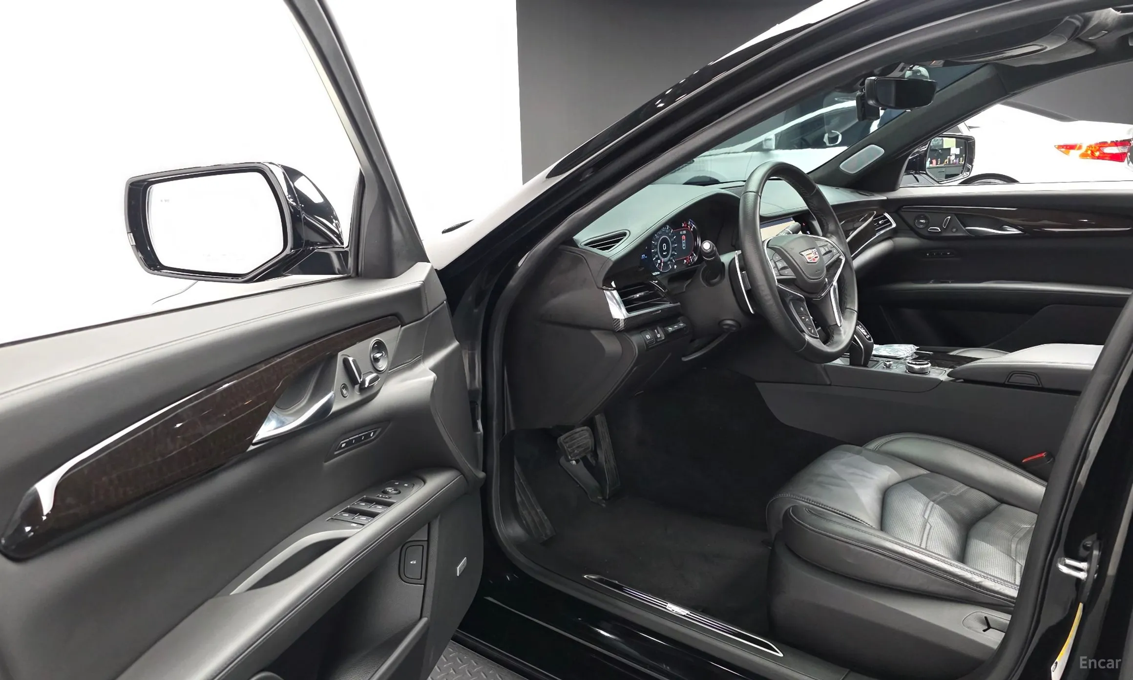 Cadillac CT6 превью 11