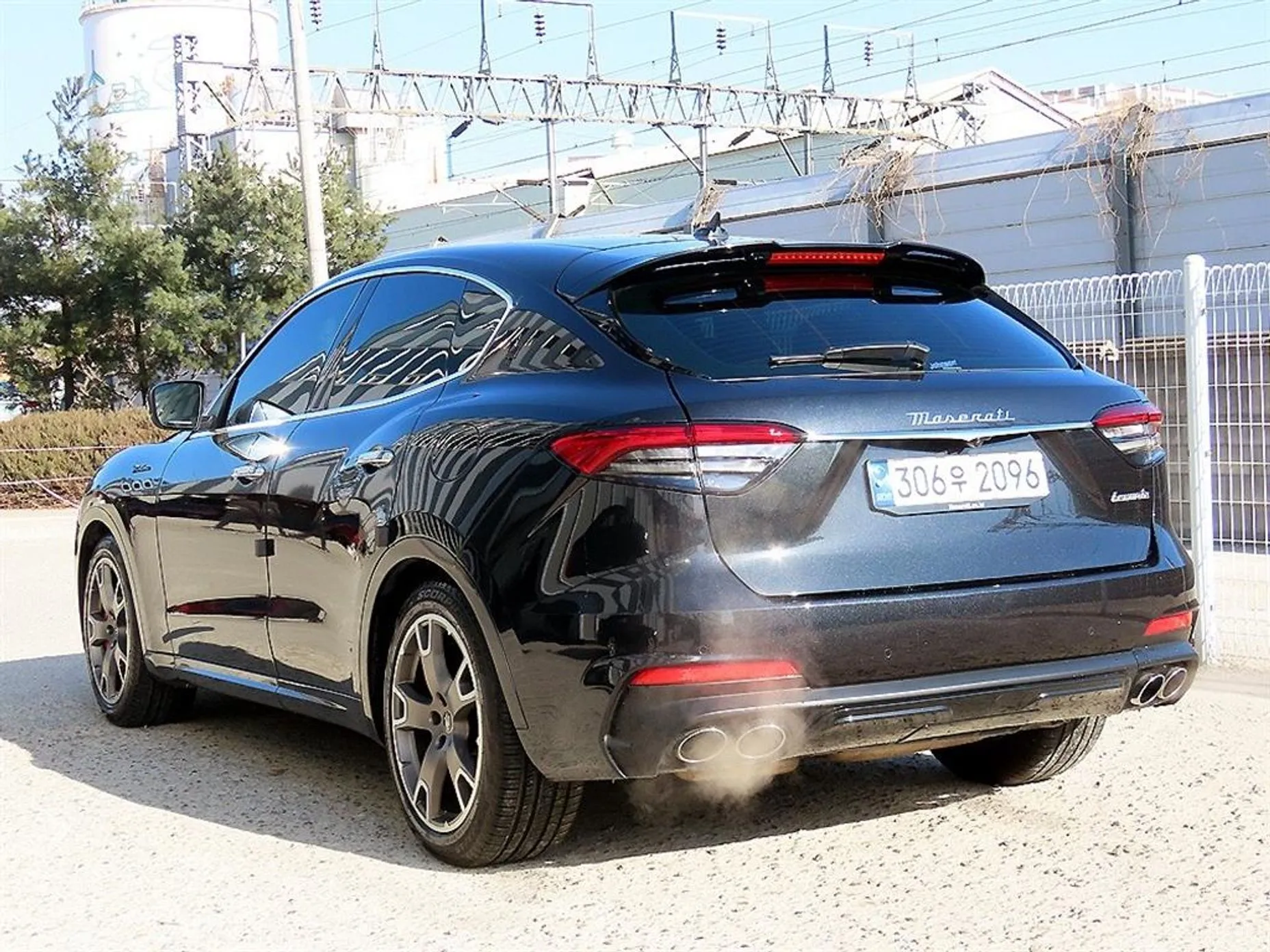 Maserati Levante превью 3