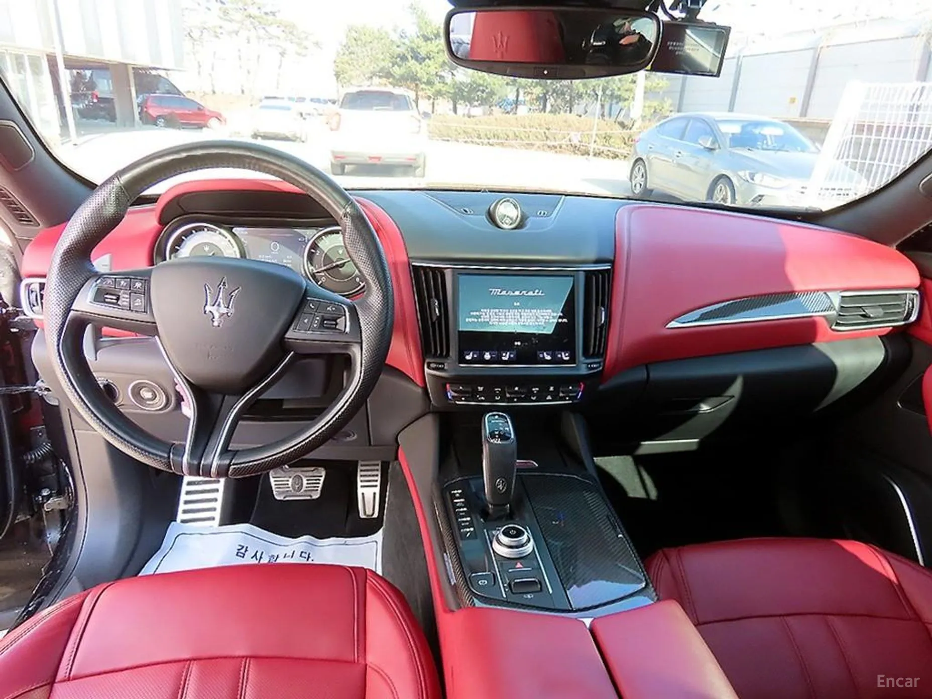 Maserati Levante превью 7