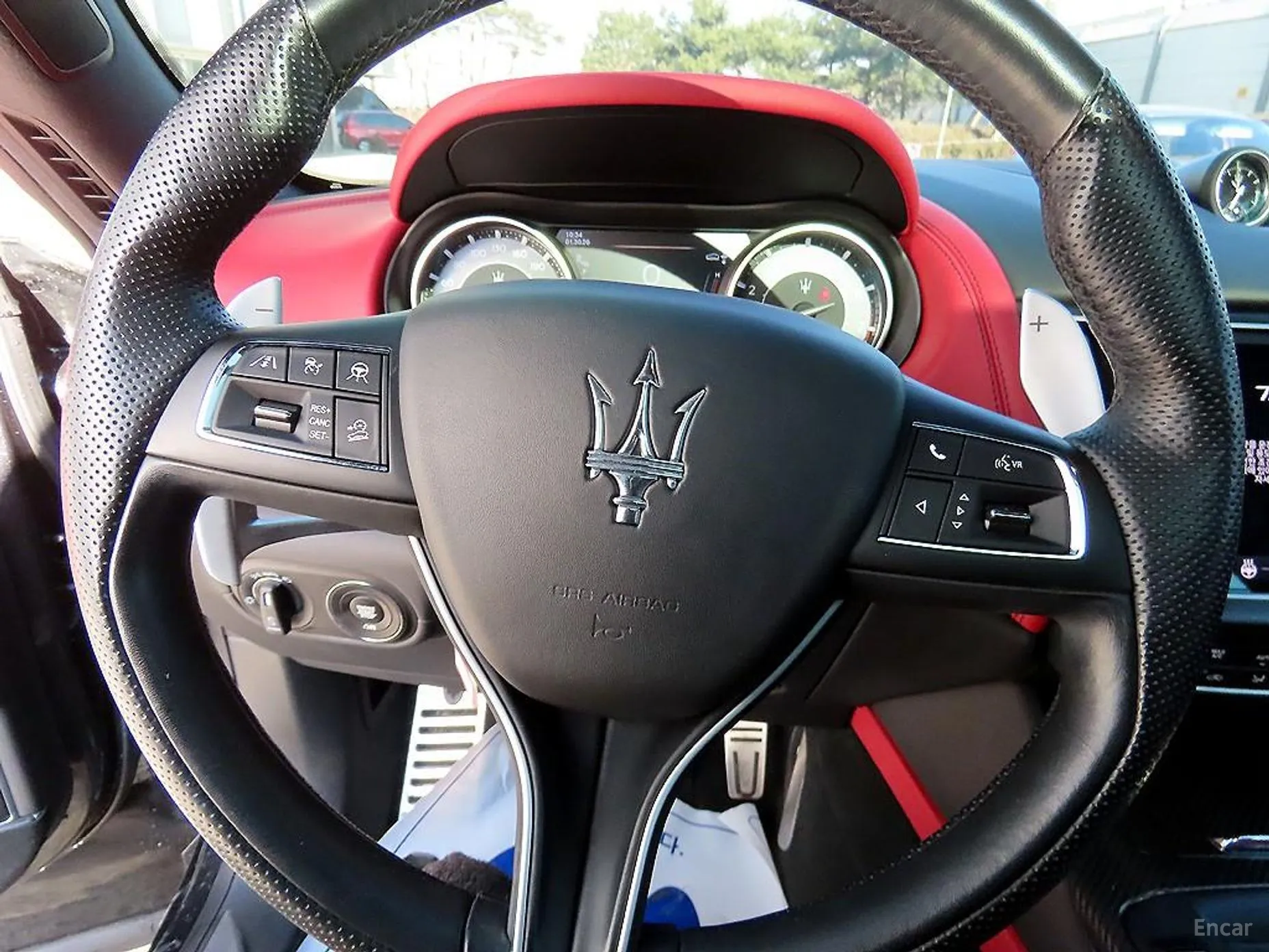 Maserati Levante превью 8
