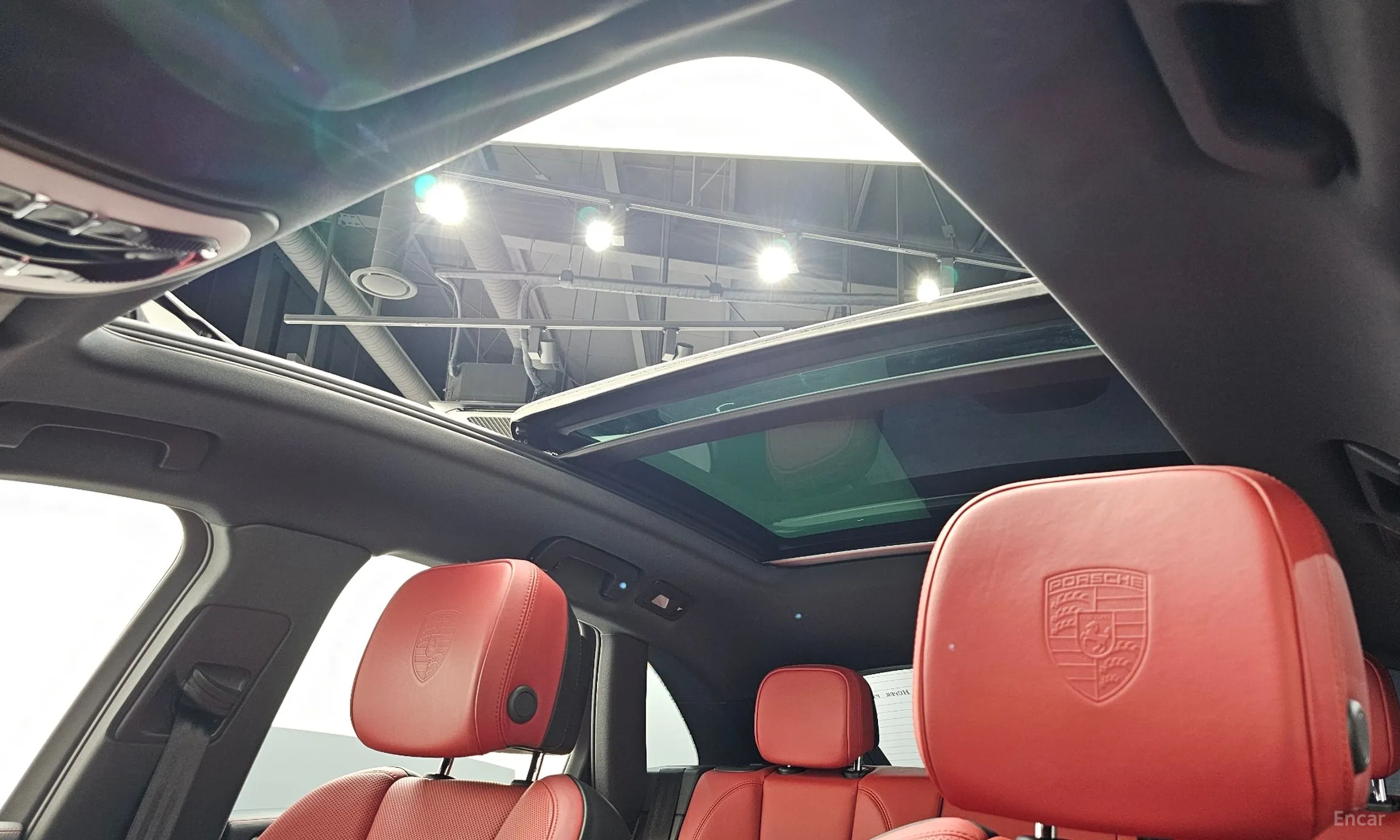 Porsche Macan превью 19