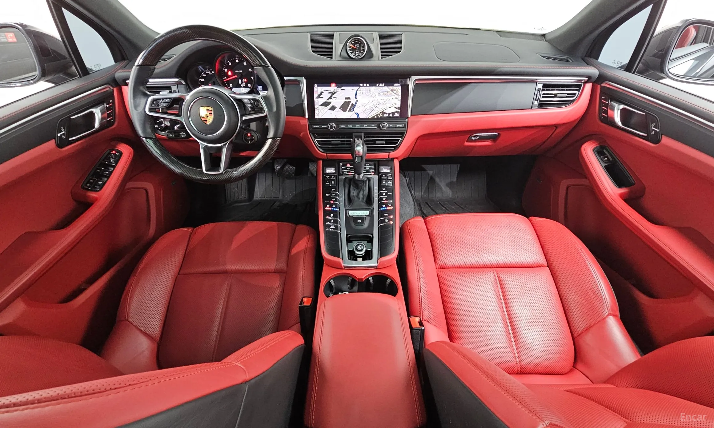 Porsche Macan превью 7