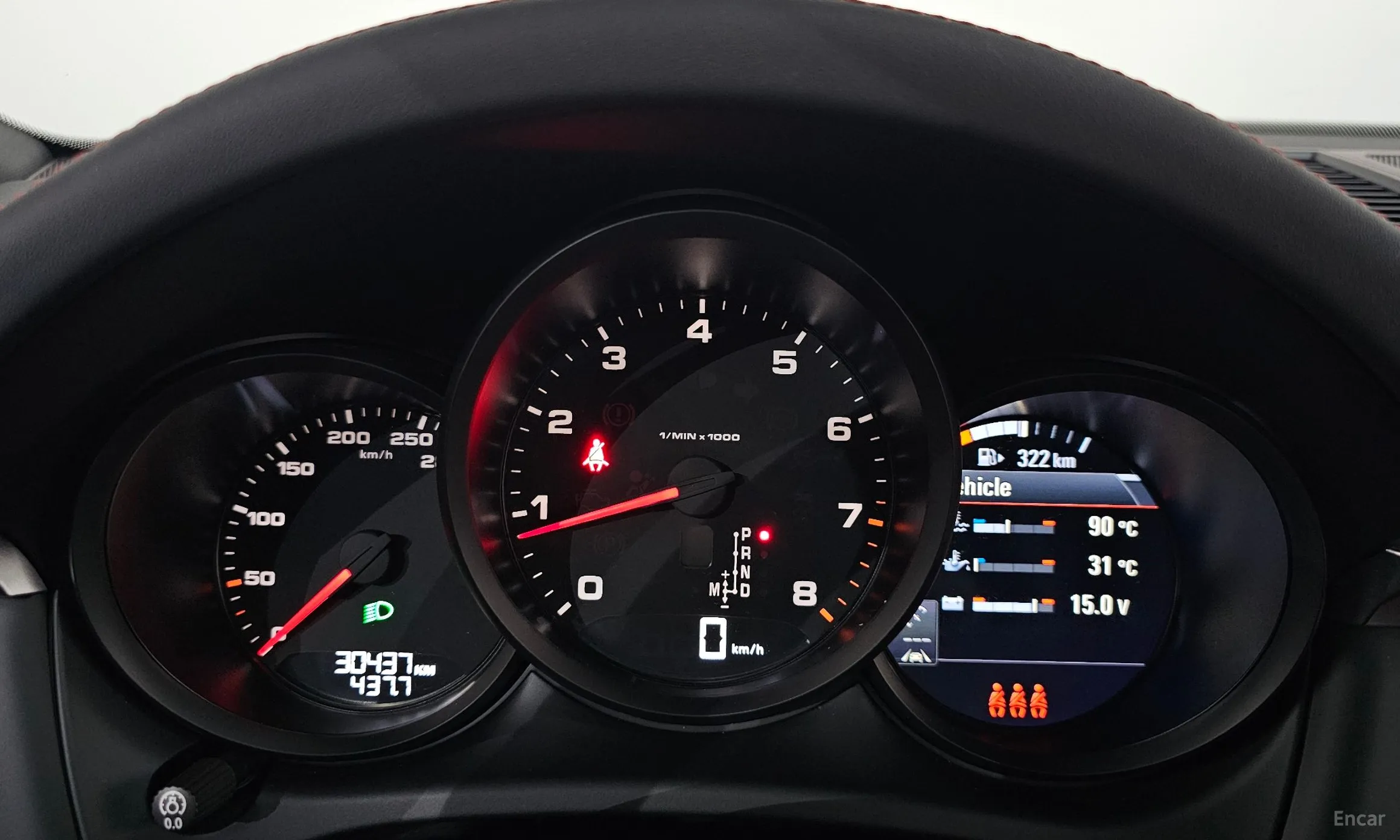 Porsche Macan превью 8