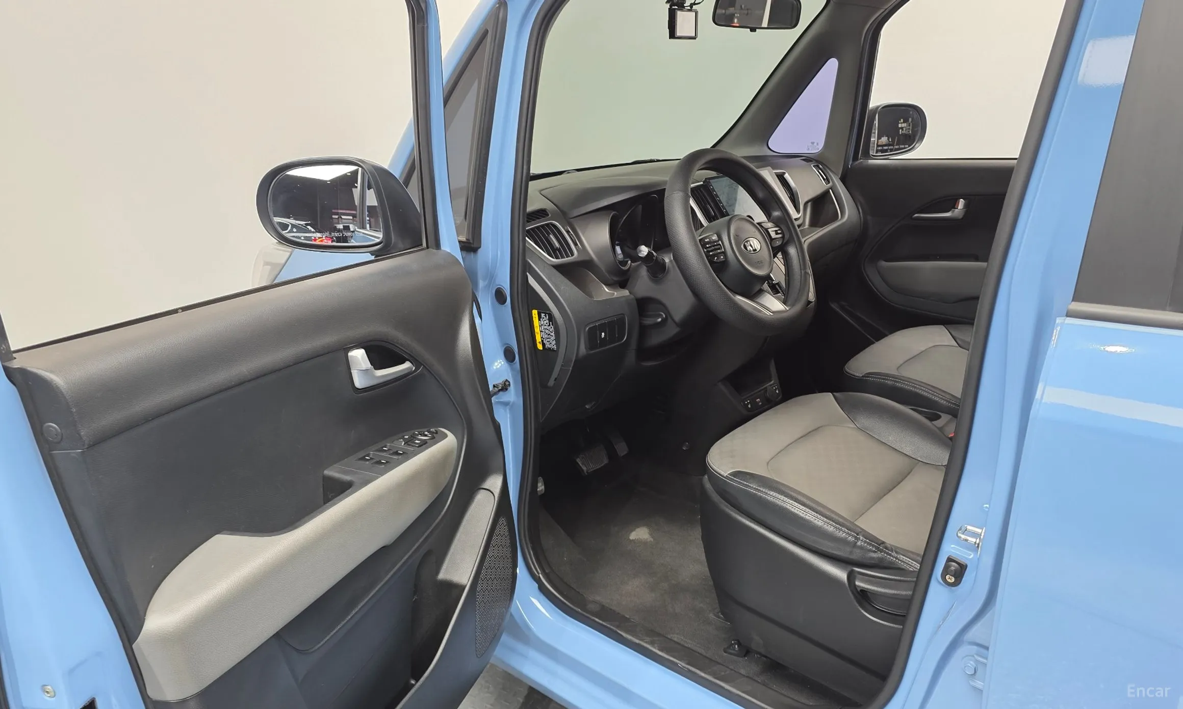 Kia Ray превью 11