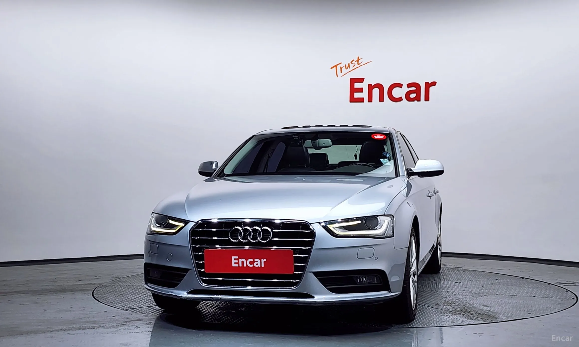 Audi New A4 превью 3