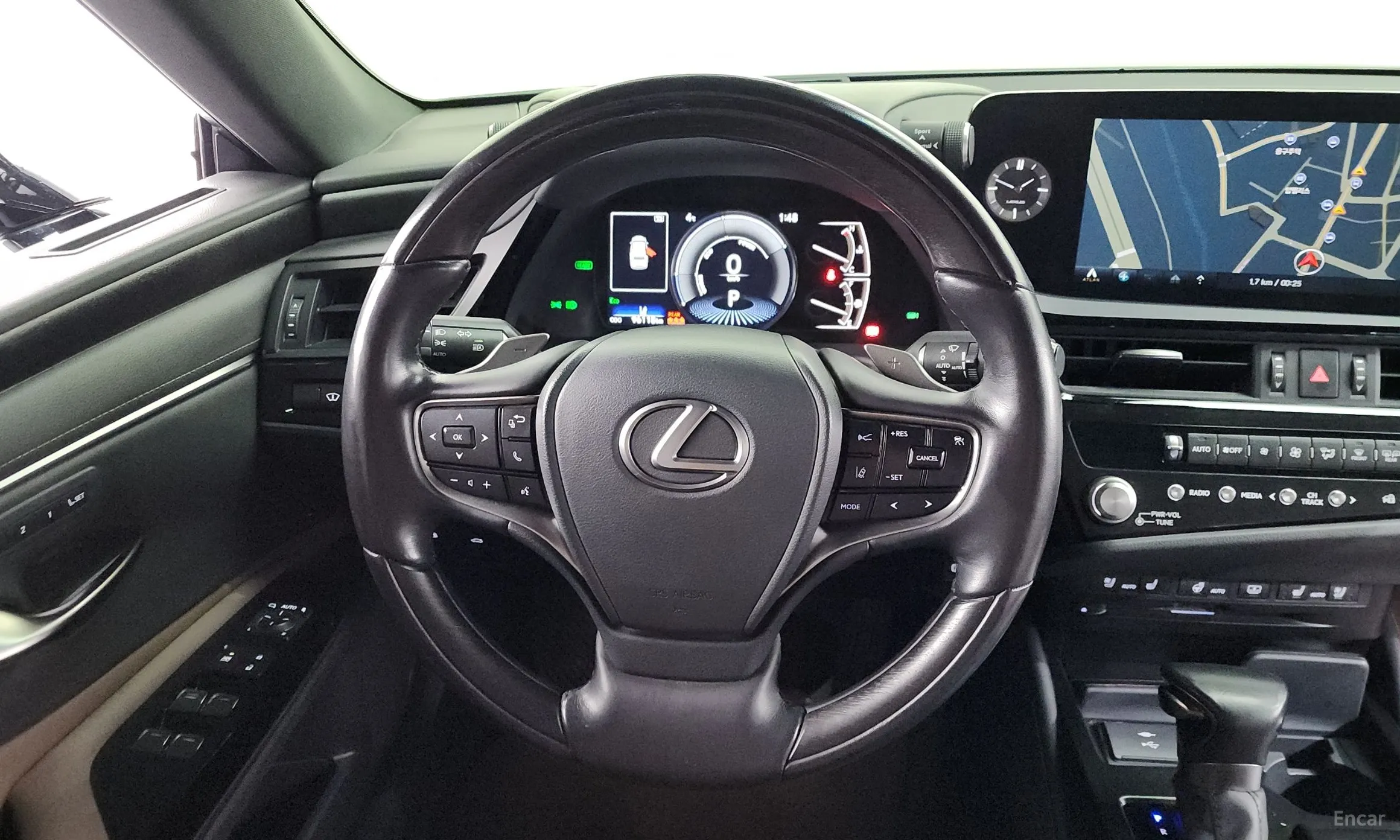 Lexus ES300h 7th Generation превью 13