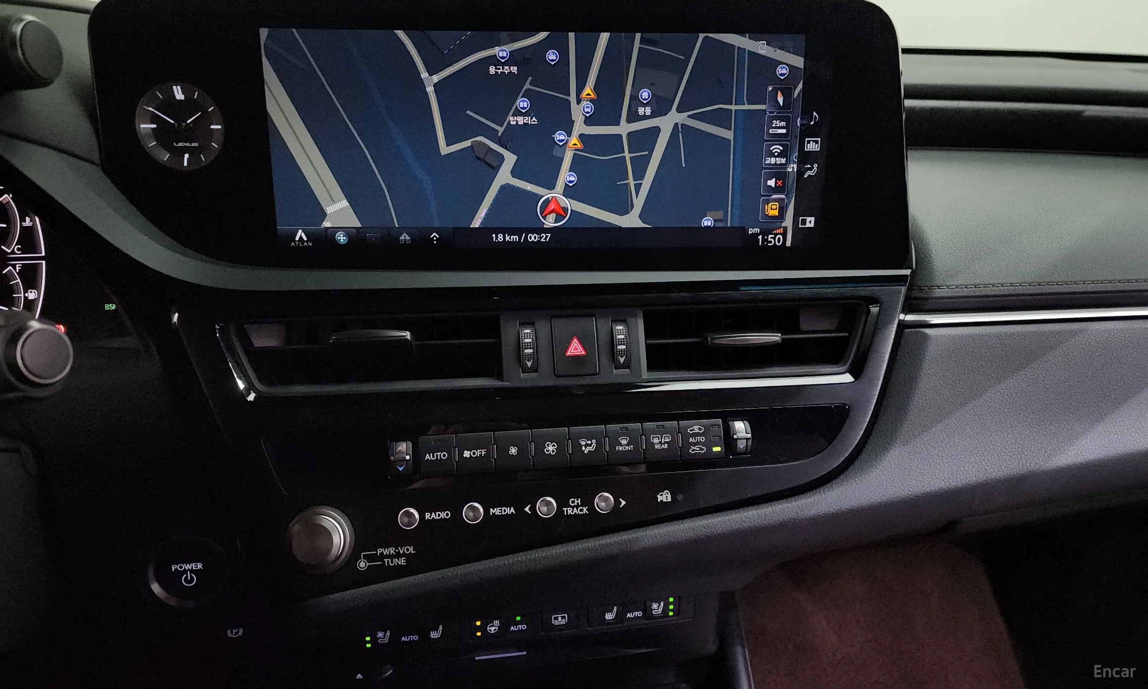 Lexus ES300h 7th Generation превью 14