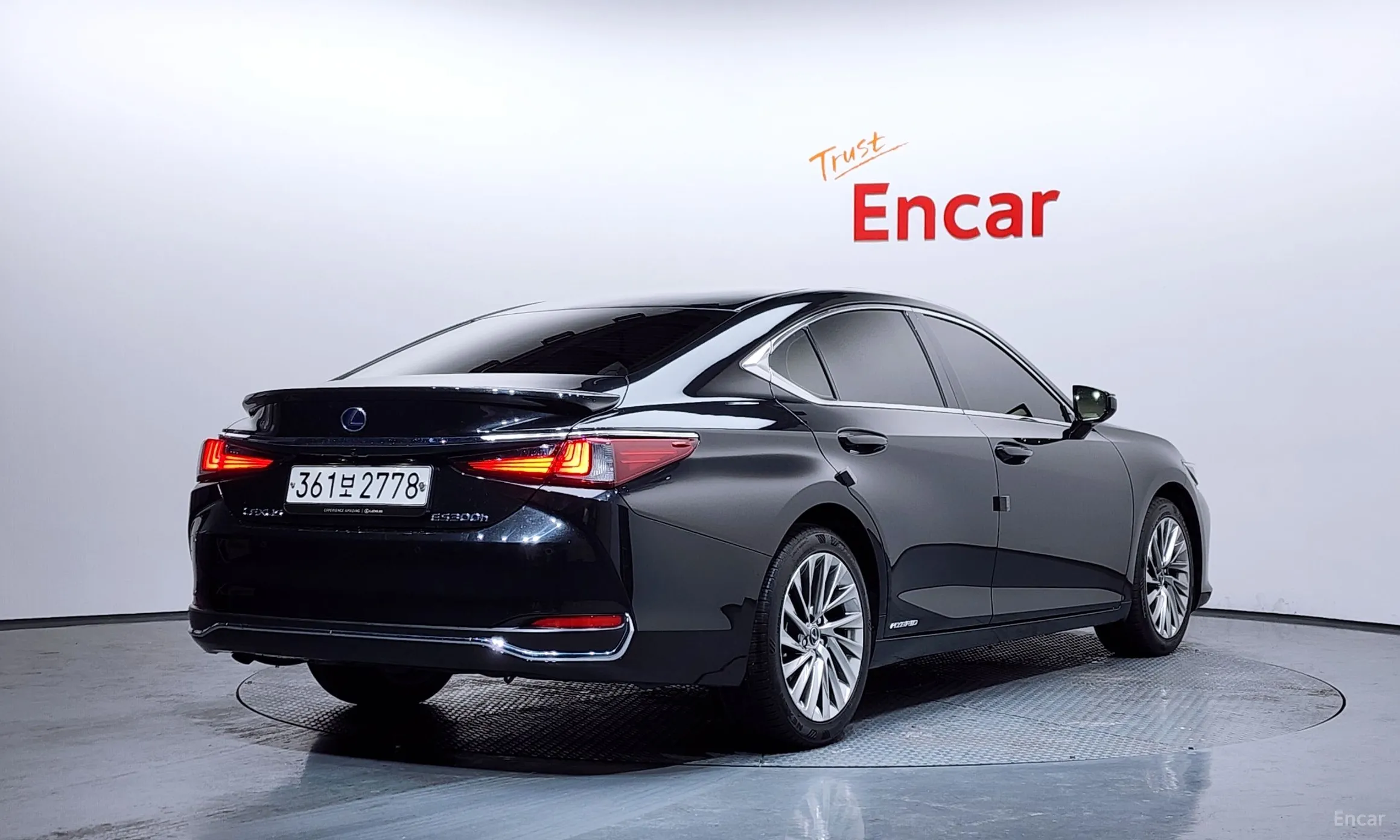 Lexus ES300h 7th Generation