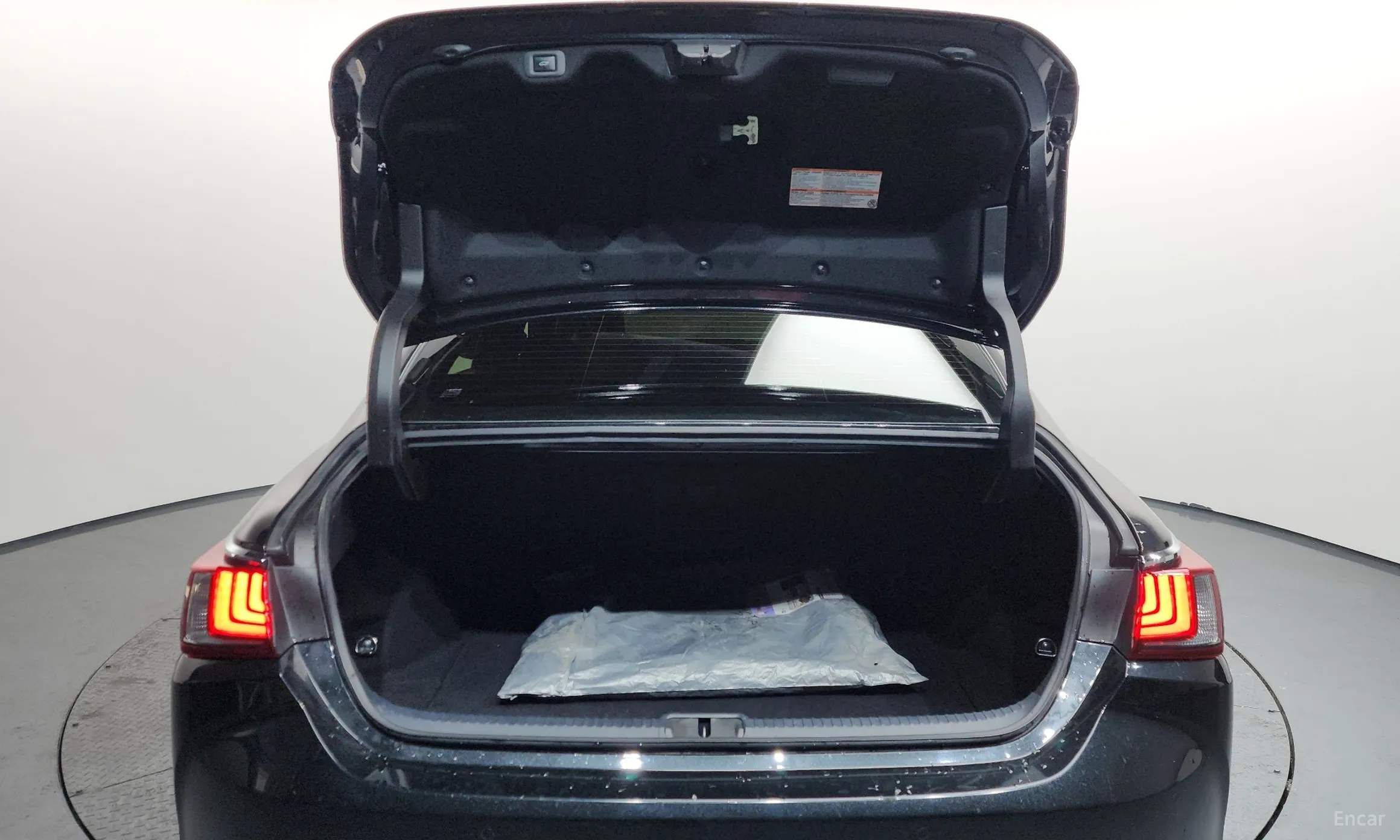 Lexus ES300h 7th Generation превью 20