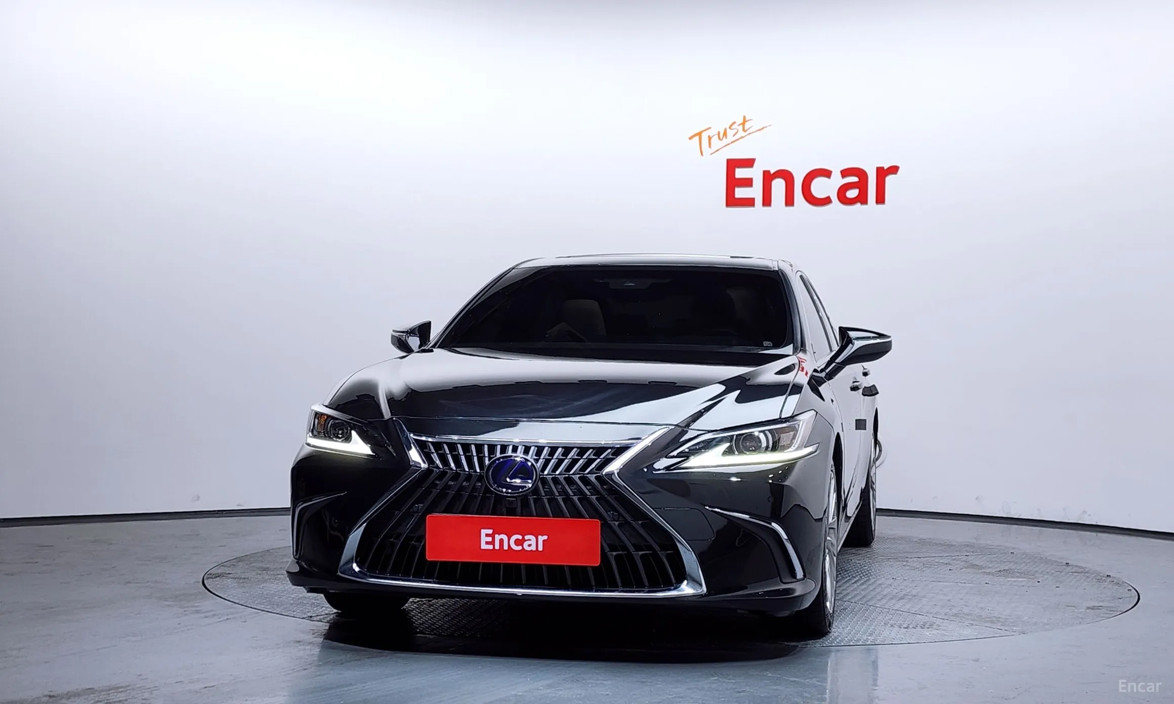 Lexus ES300h 7th Generation превью 3