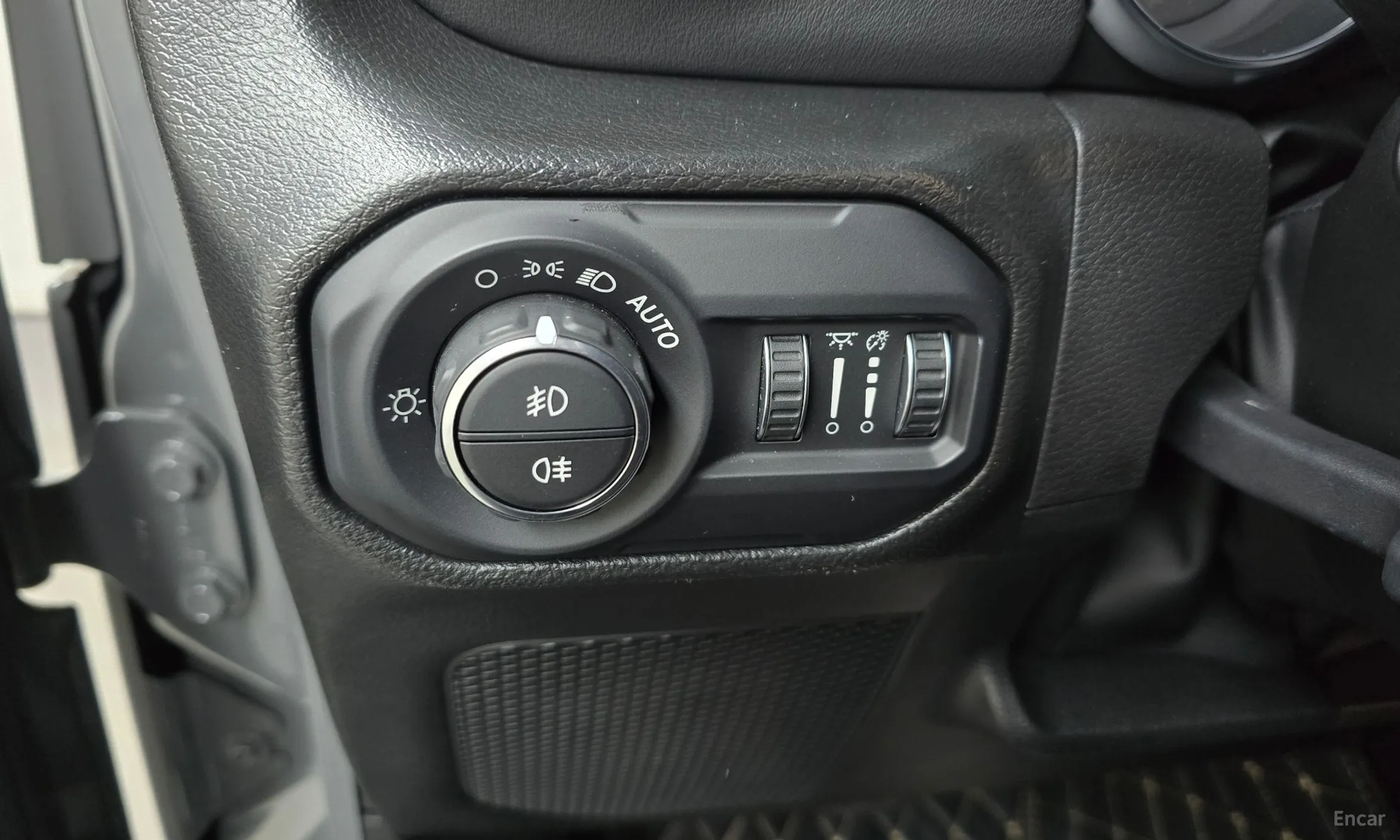 Jeep Wrangler (JL) превью 19
