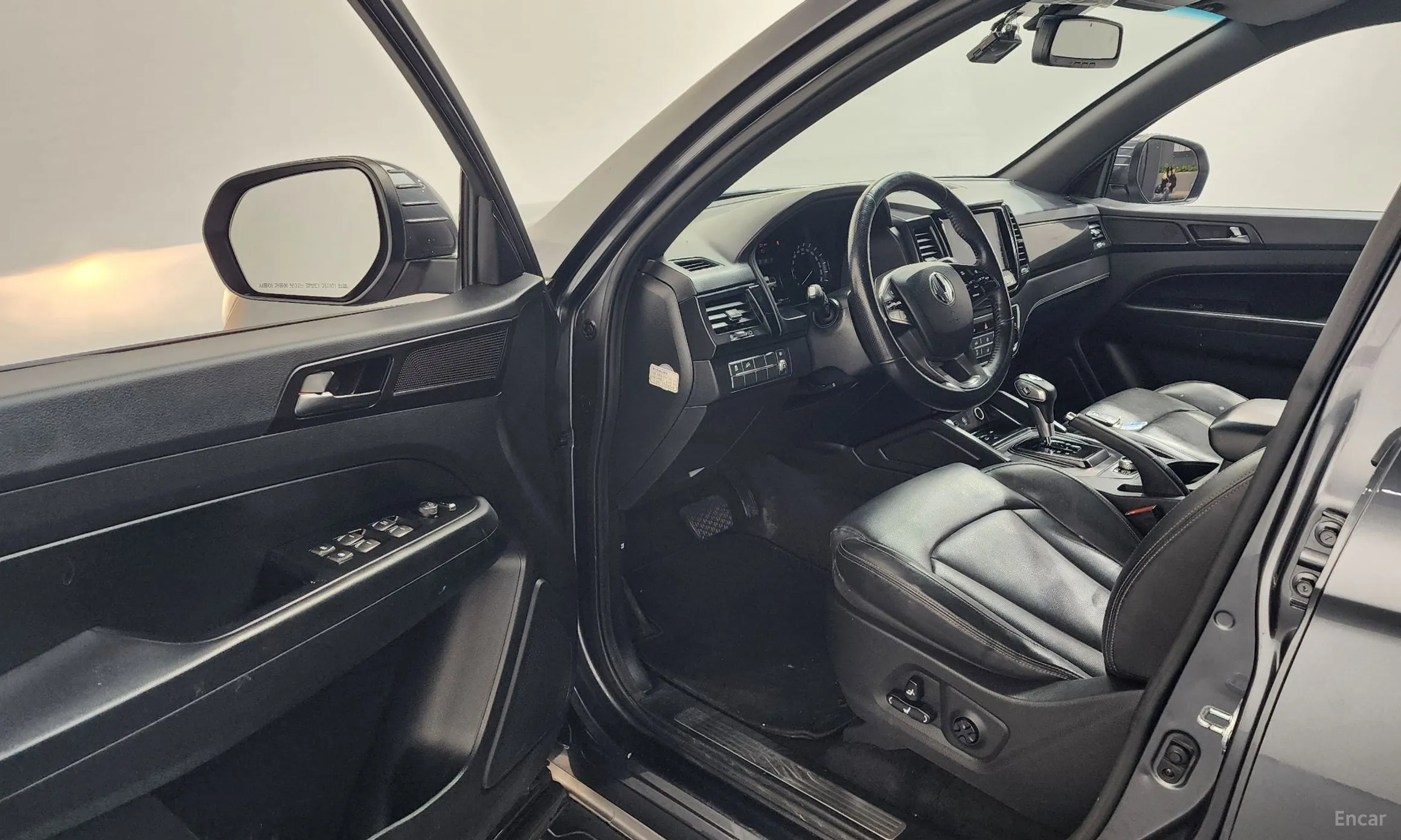 KG Mobility (SsangYong) Rexton Sports Khan превью 10