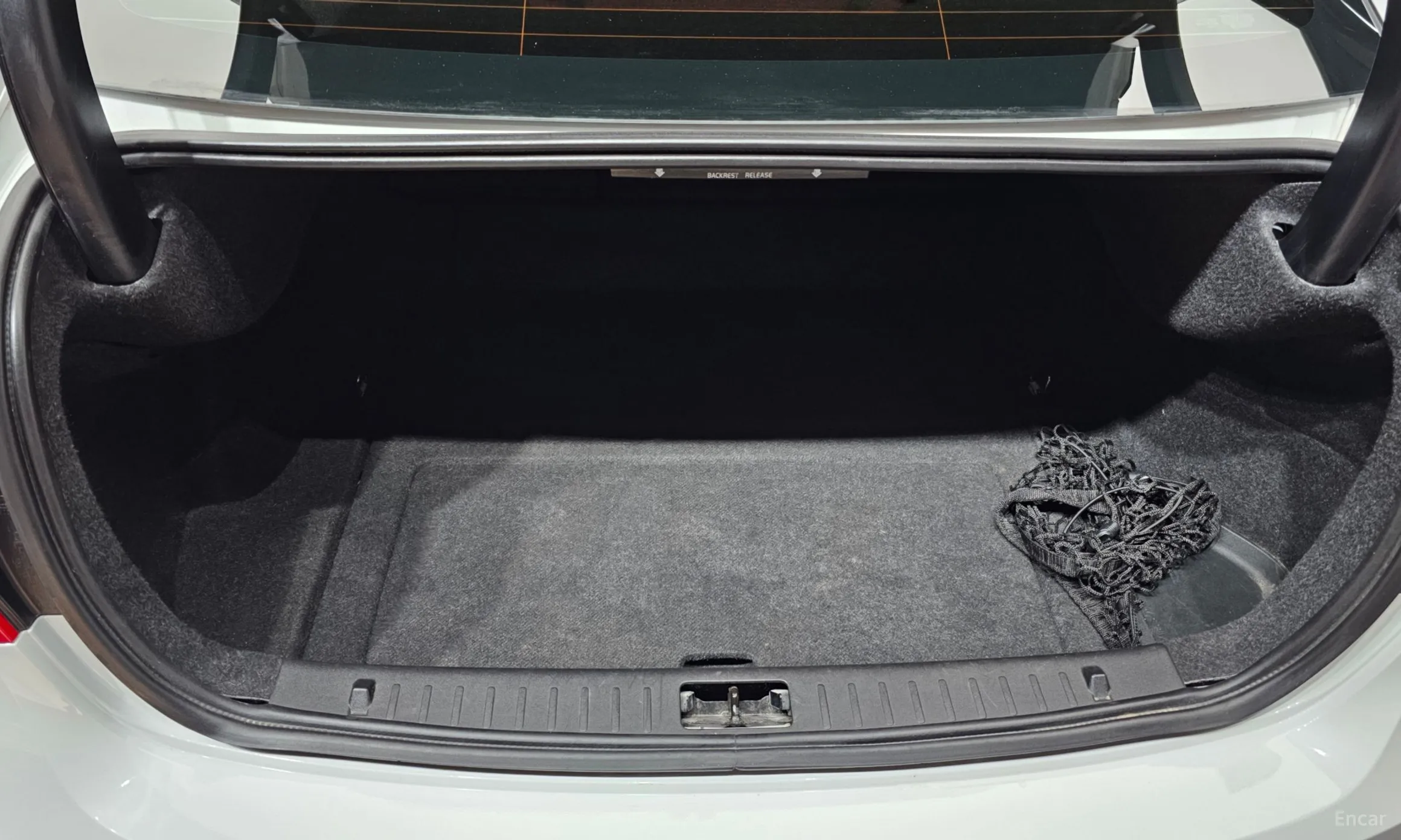 Volvo S60 превью 20