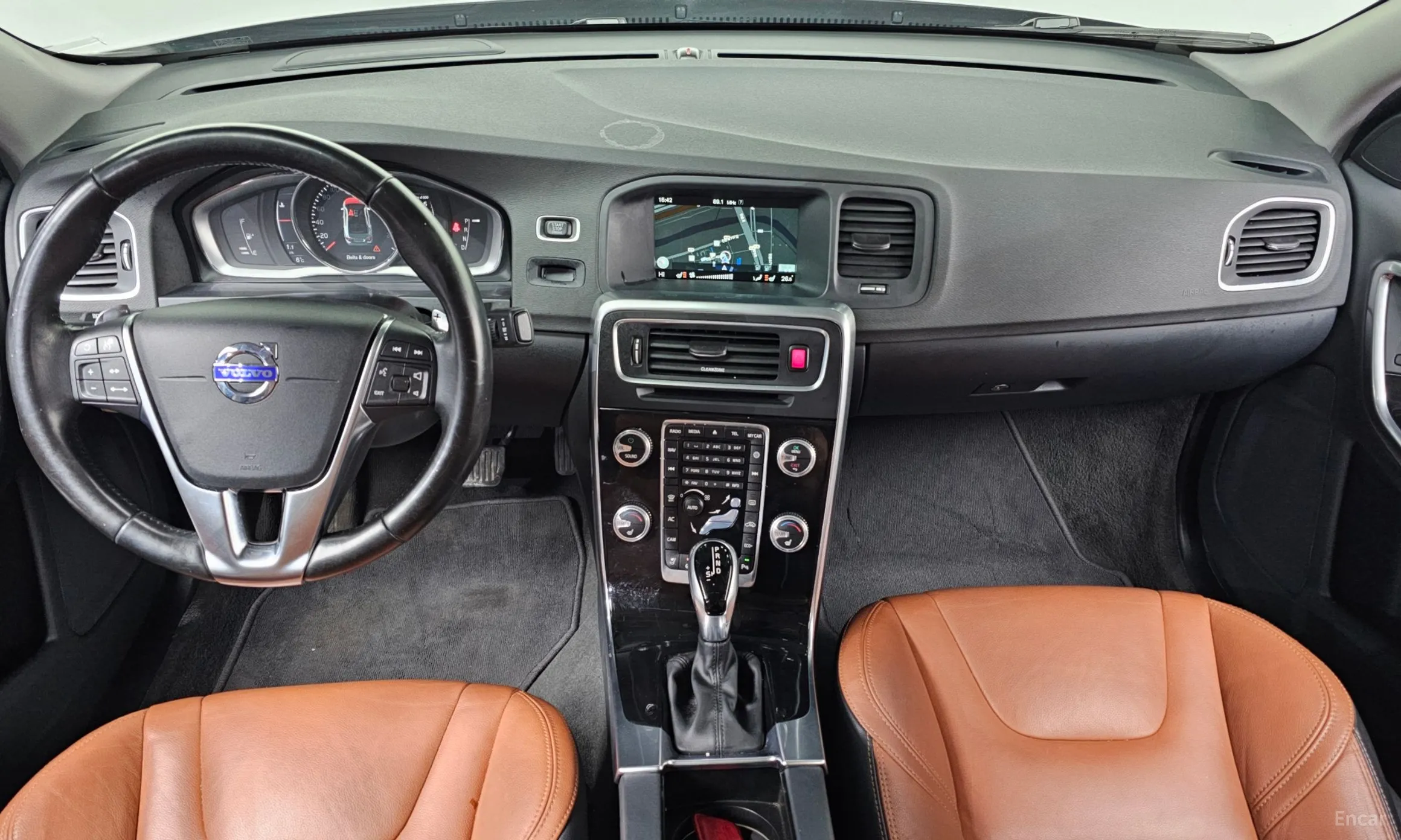 Volvo S60 превью 7