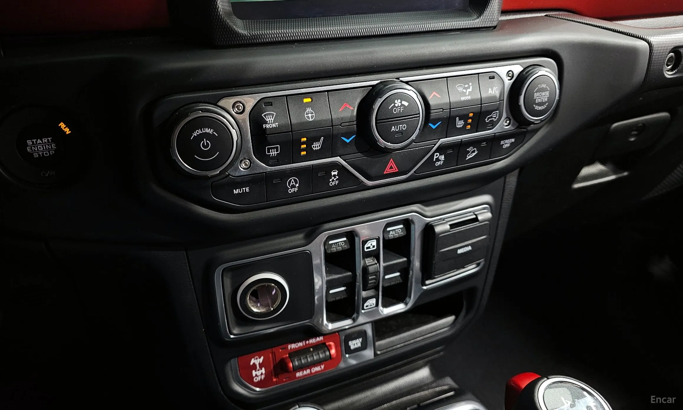Jeep Wrangler (JL) превью 18